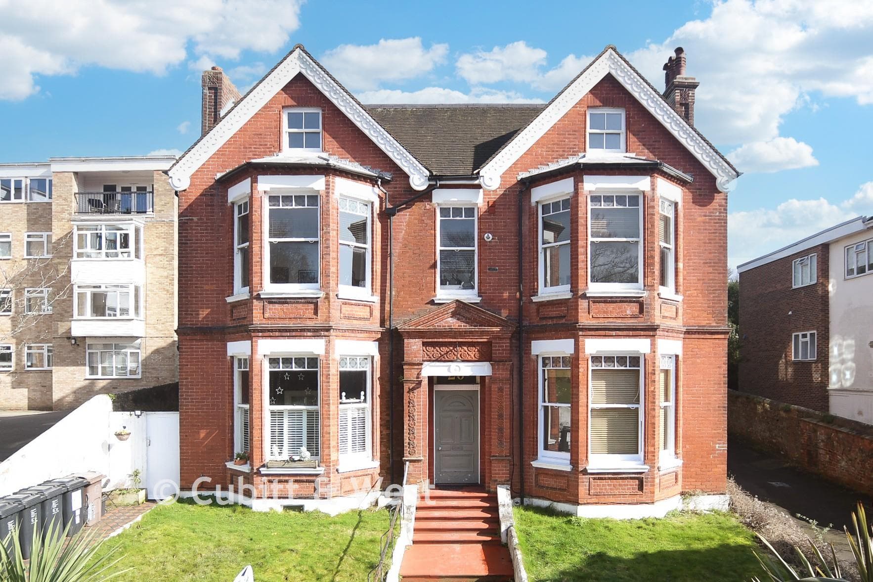 2 Bed Flat, Preston Park Avenue Brighton — photo 1