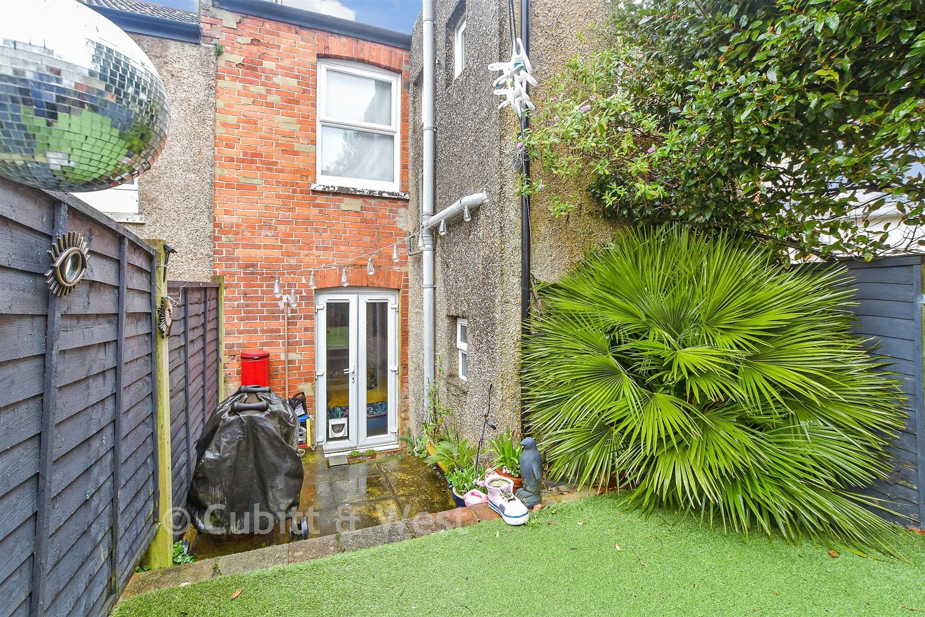 2 Bed Apartment, Payne Terrace Roedale Road Brighton — photo 2