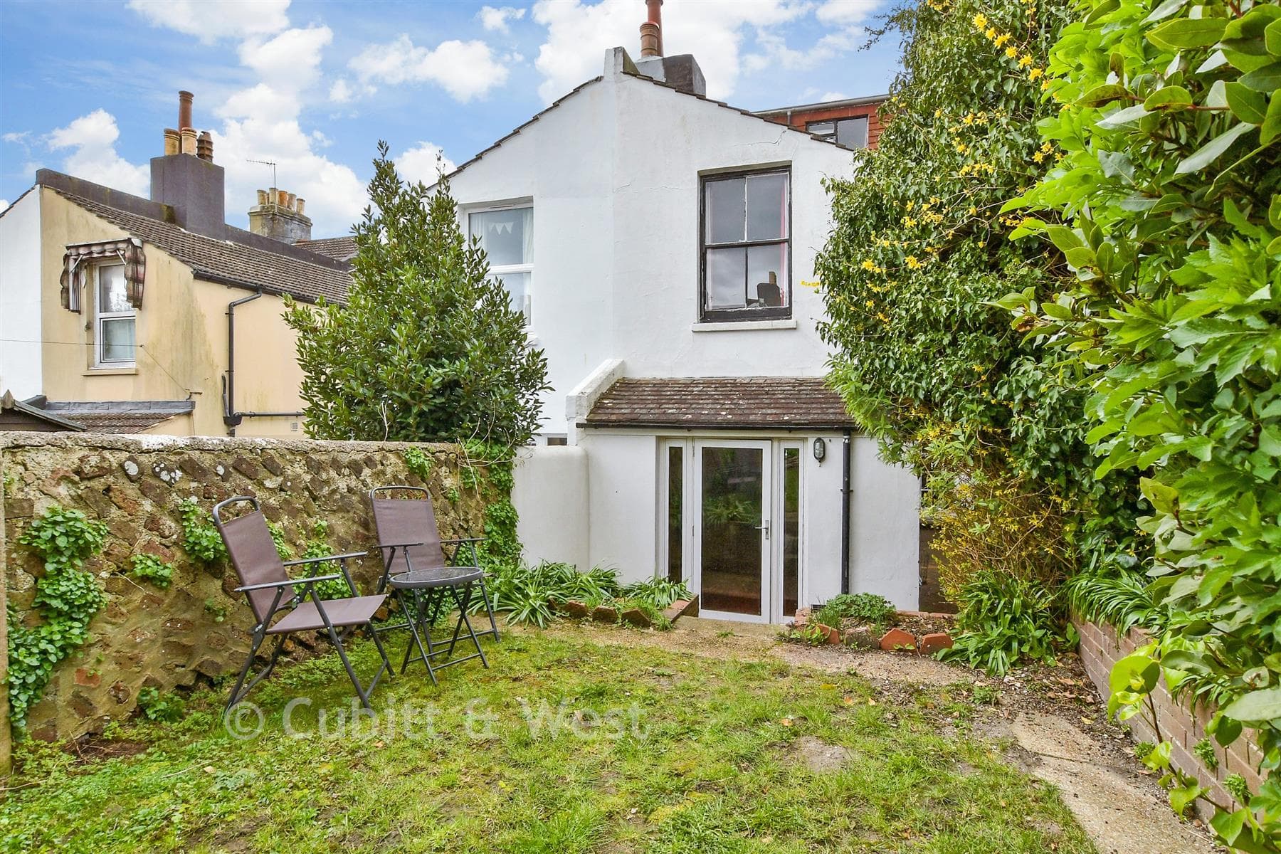 4 Bed Terraced House, Waldegrave Road Brighton — photo 3