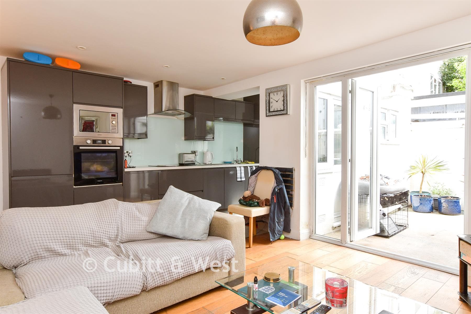 1 Bed Flat, Sutherland Road Brighton — photo 2
