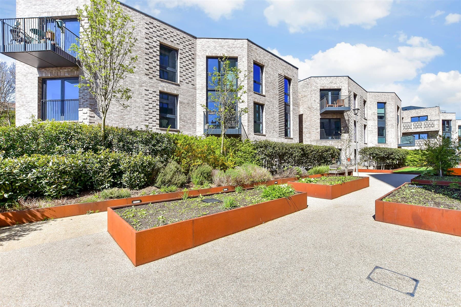 2 Bed Flat, Saunders Park View Brighton — photo 2