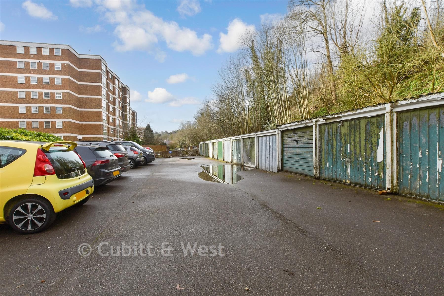 1 Bed Apartment, London Road Patcham Brighton — photo 2