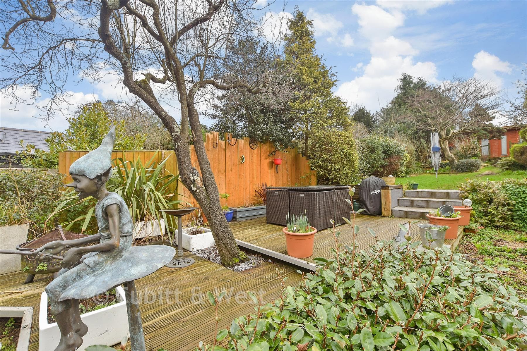 4 Bed Semi Detached House, Carden Avenue Patcham Brighton — photo 3