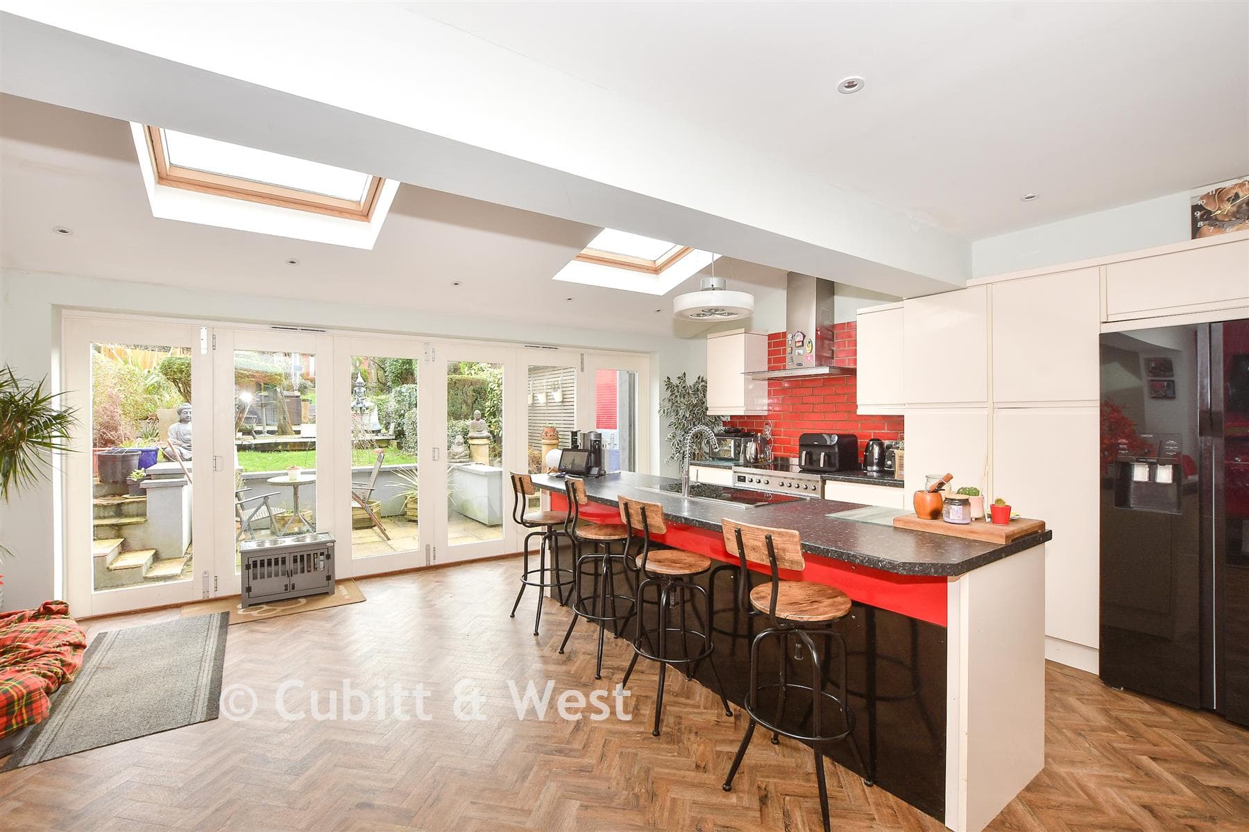 4 Bed Semi Detached House, Carden Avenue Patcham Brighton — photo 4