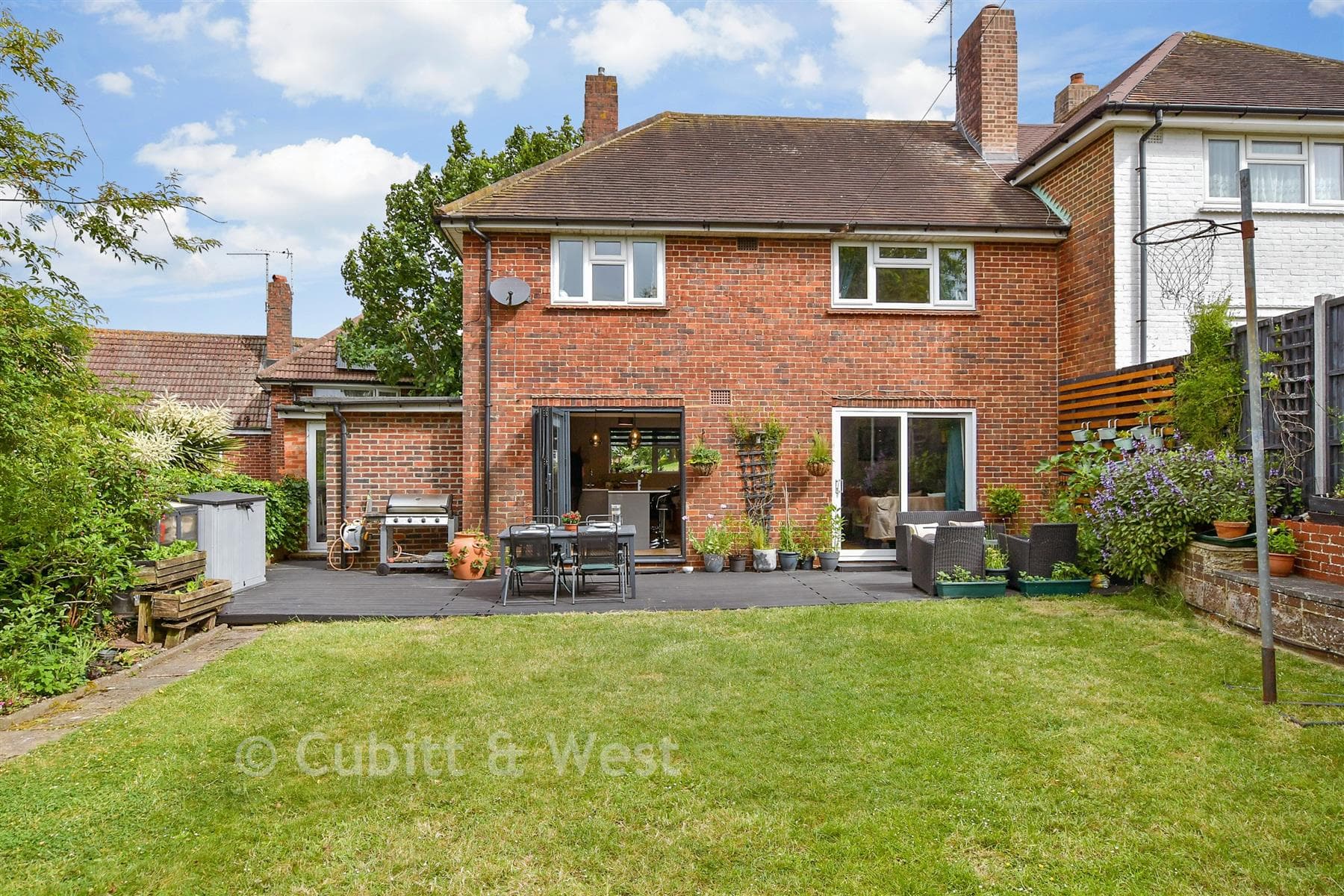 3 Bed Semi Detached House, Elsted Crescent Hollingbury Brighton — photo 3