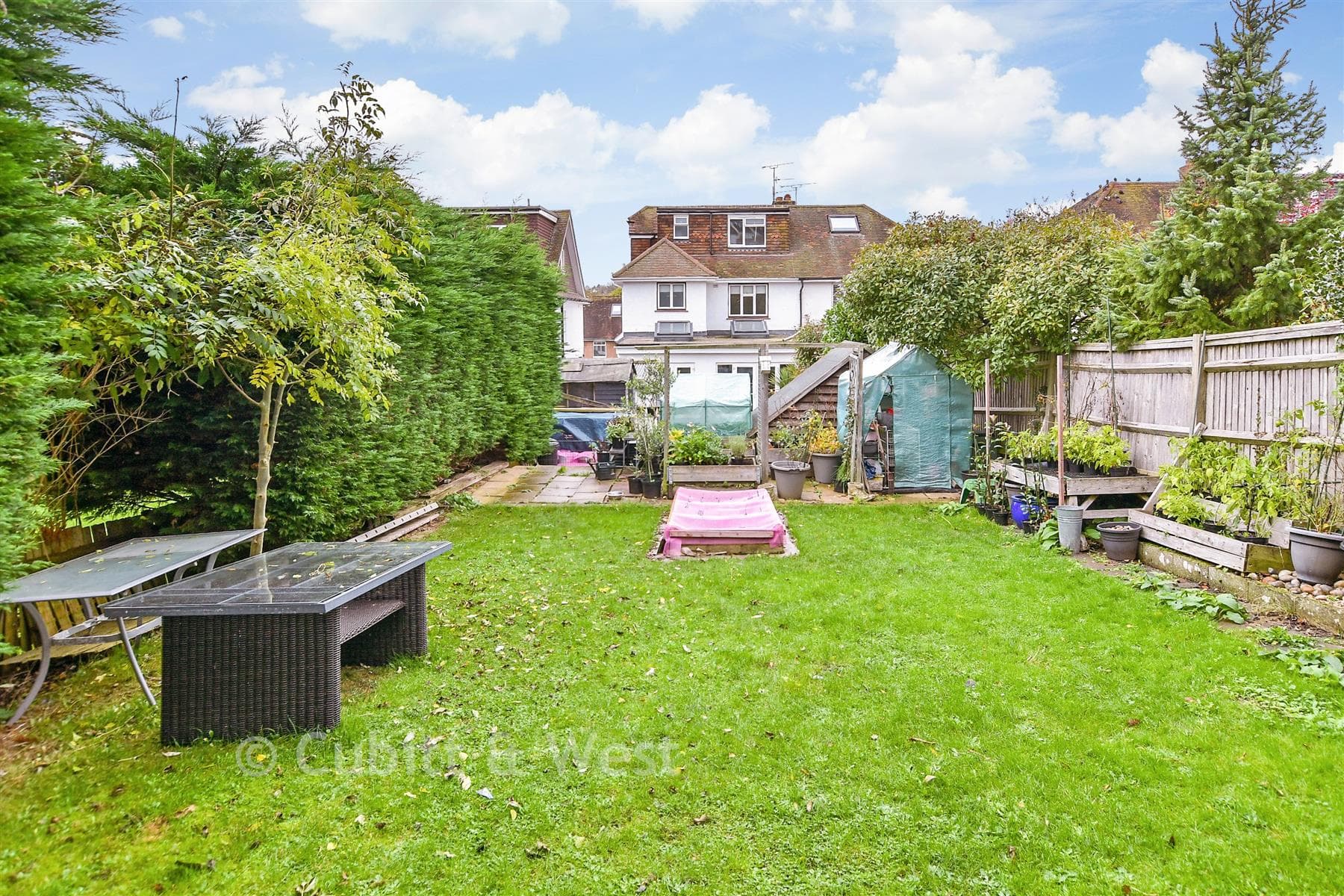 4 Bed Semi Detached House, Graham Avenue Brighton — photo 3