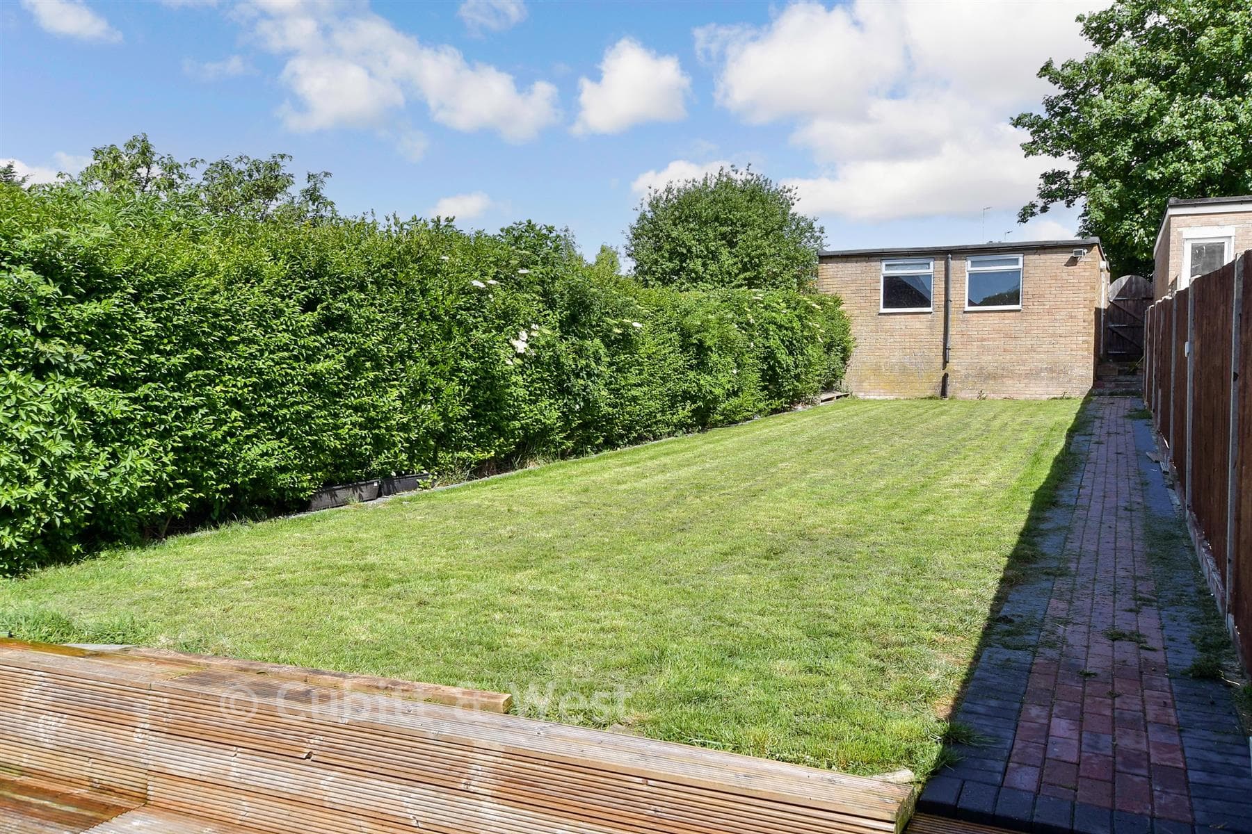 3 Bed End Of Terrace House, Sefton Road Portslade Brighton — photo 3