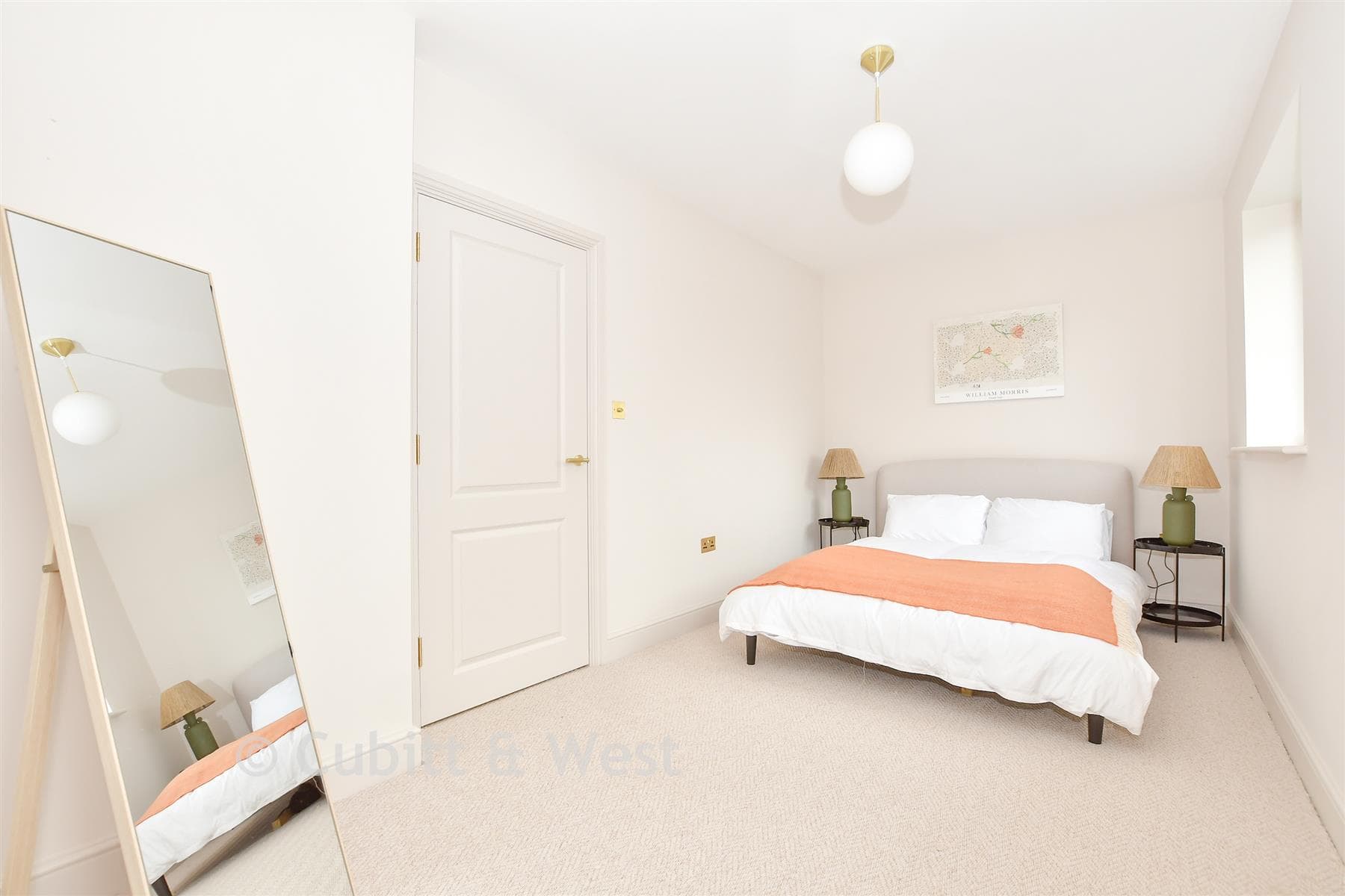 4 Bed End Of Terrace House, Overhill Drive Brighton — photo 4