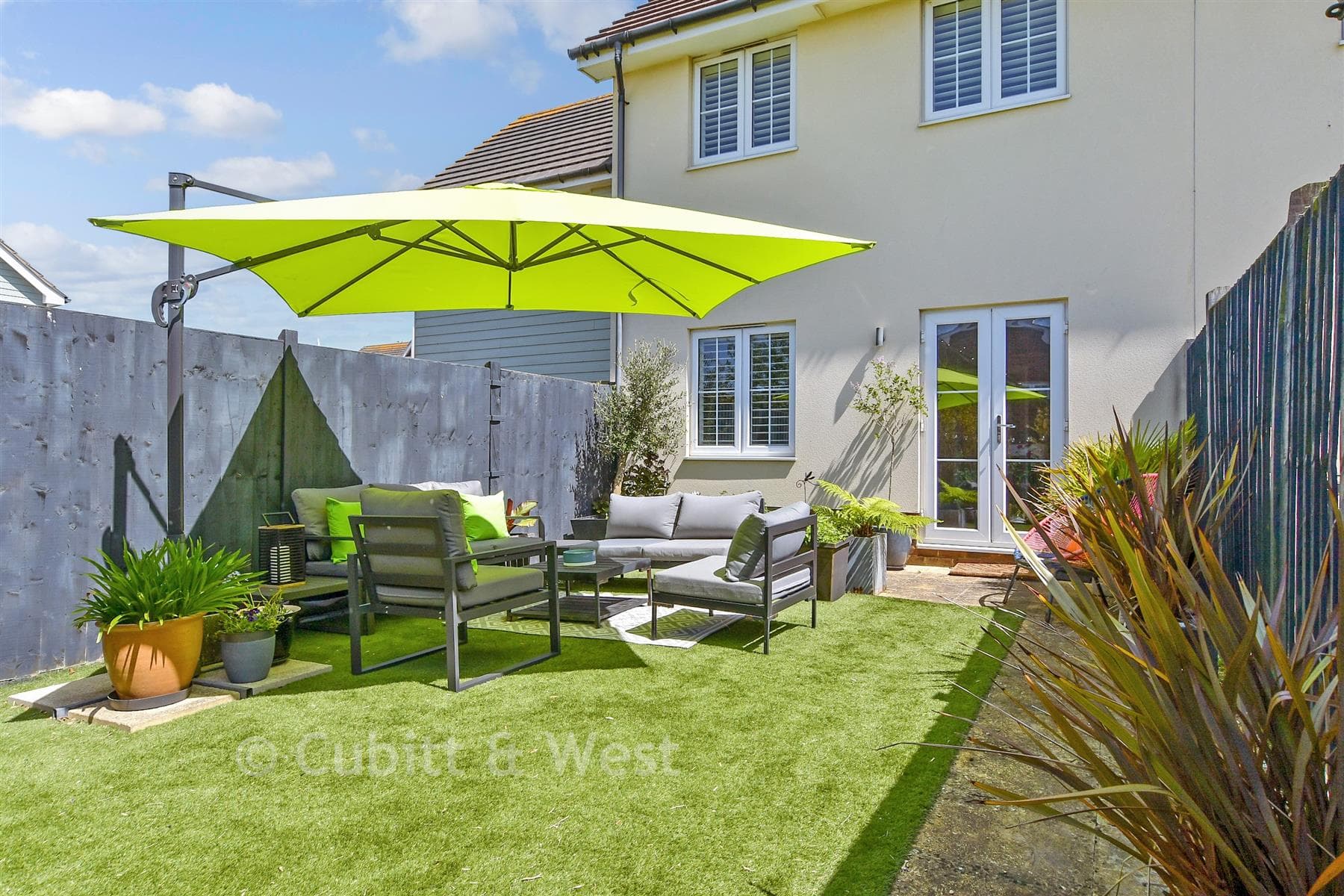 3 Bed Terraced House, Keymer Avenue Peacehaven — photo 3