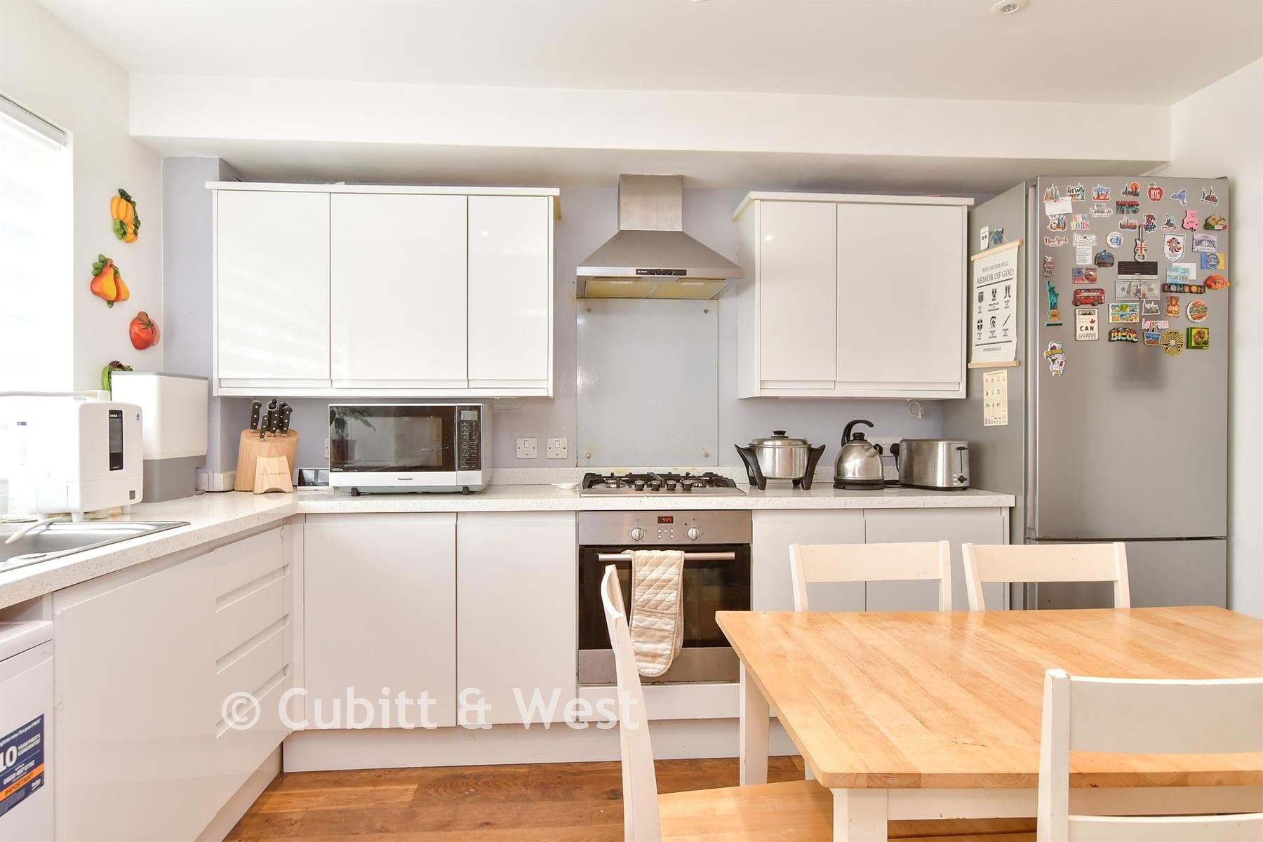 3 Bed End Of Terrace House, Union Close Newhaven — photo 4