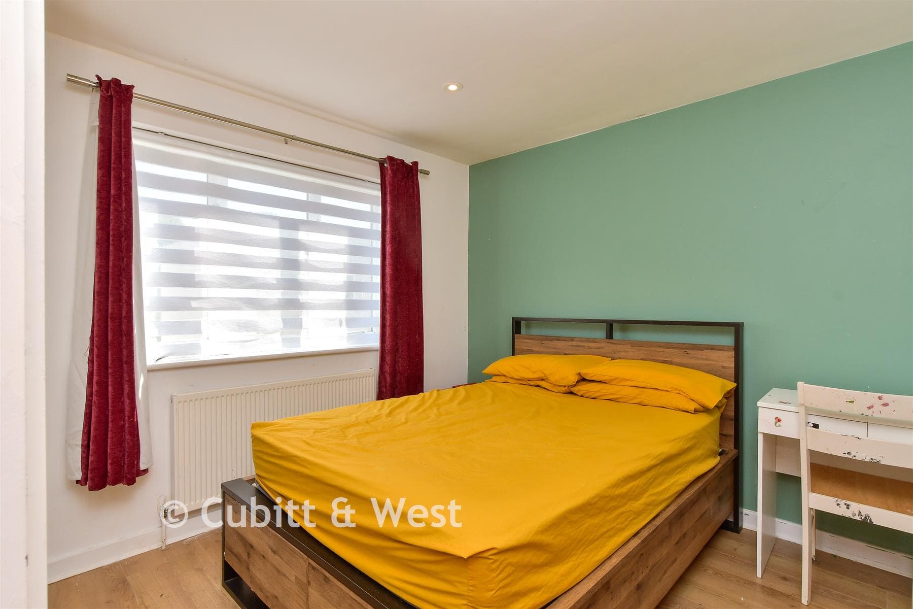 3 Bed End Of Terrace House, Union Close Newhaven — photo 5