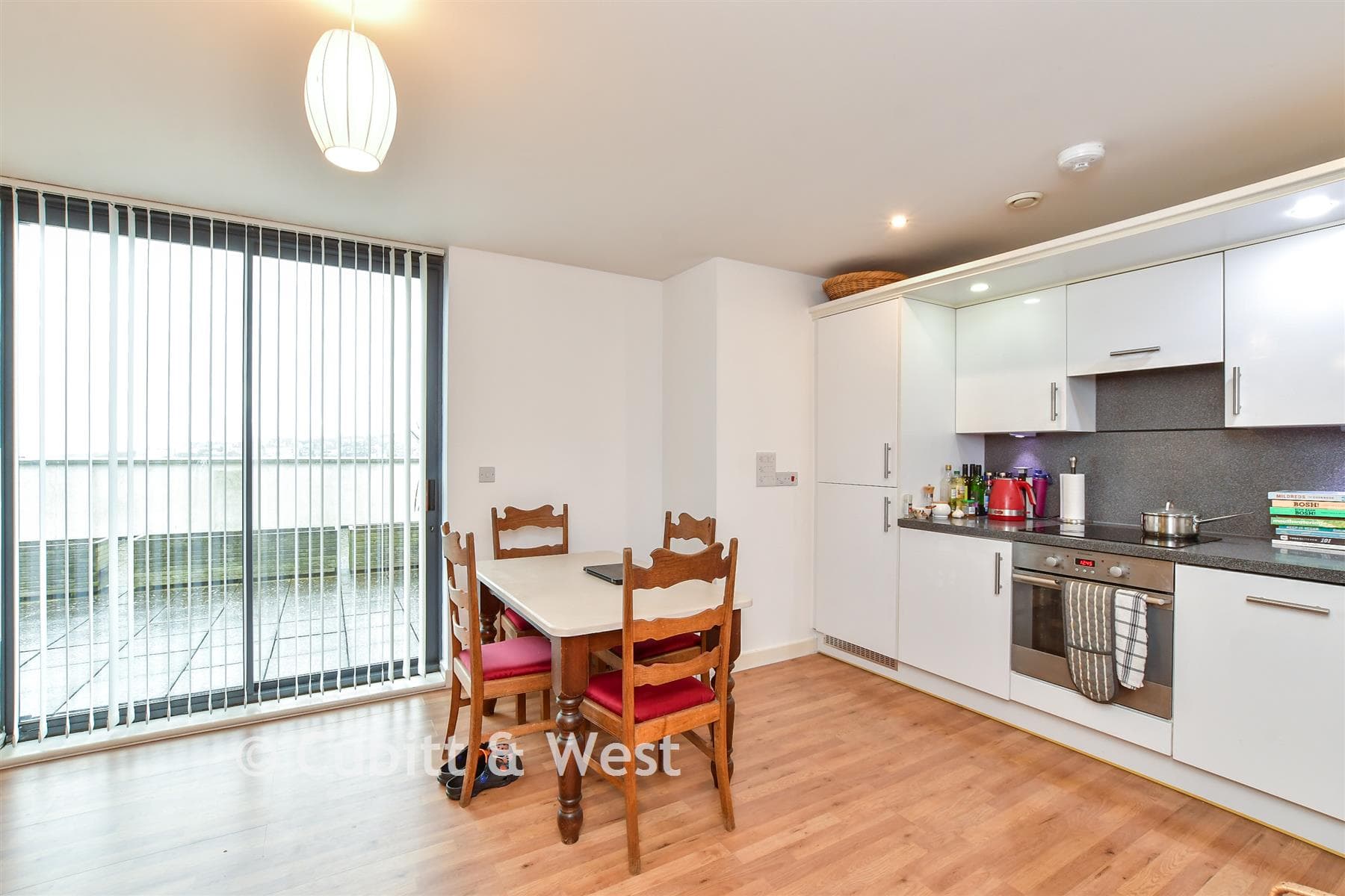 2 Bed Flat, Suez Way Brighton — photo 4