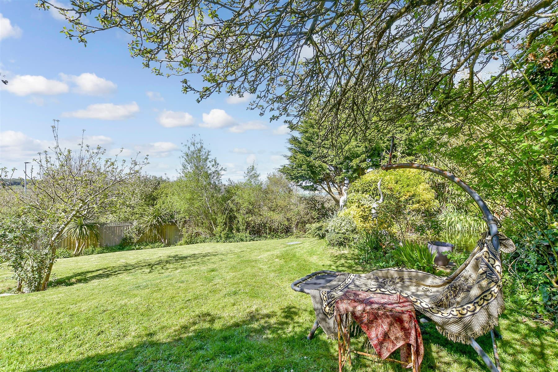 3 Bed Detached Bungalow, Upper Valley Road Newhaven — photo 2