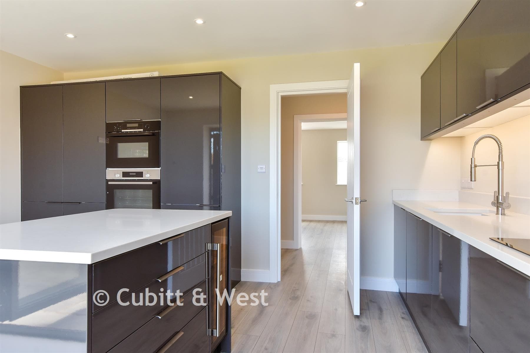 2 Bed Detached House, Slindon Avenue Peacehaven — photo 4