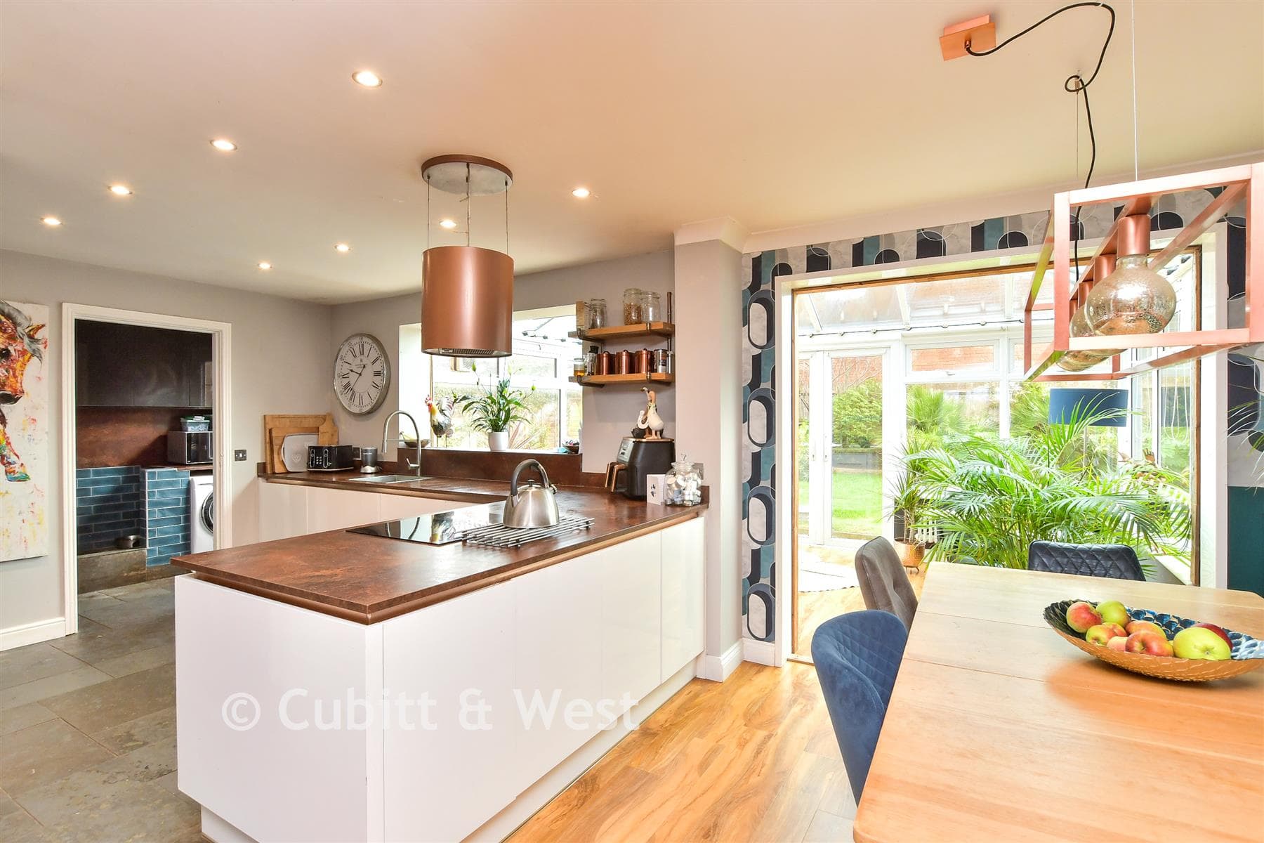 5 Bed Detached House, Harbour View Close Newhaven — photo 3