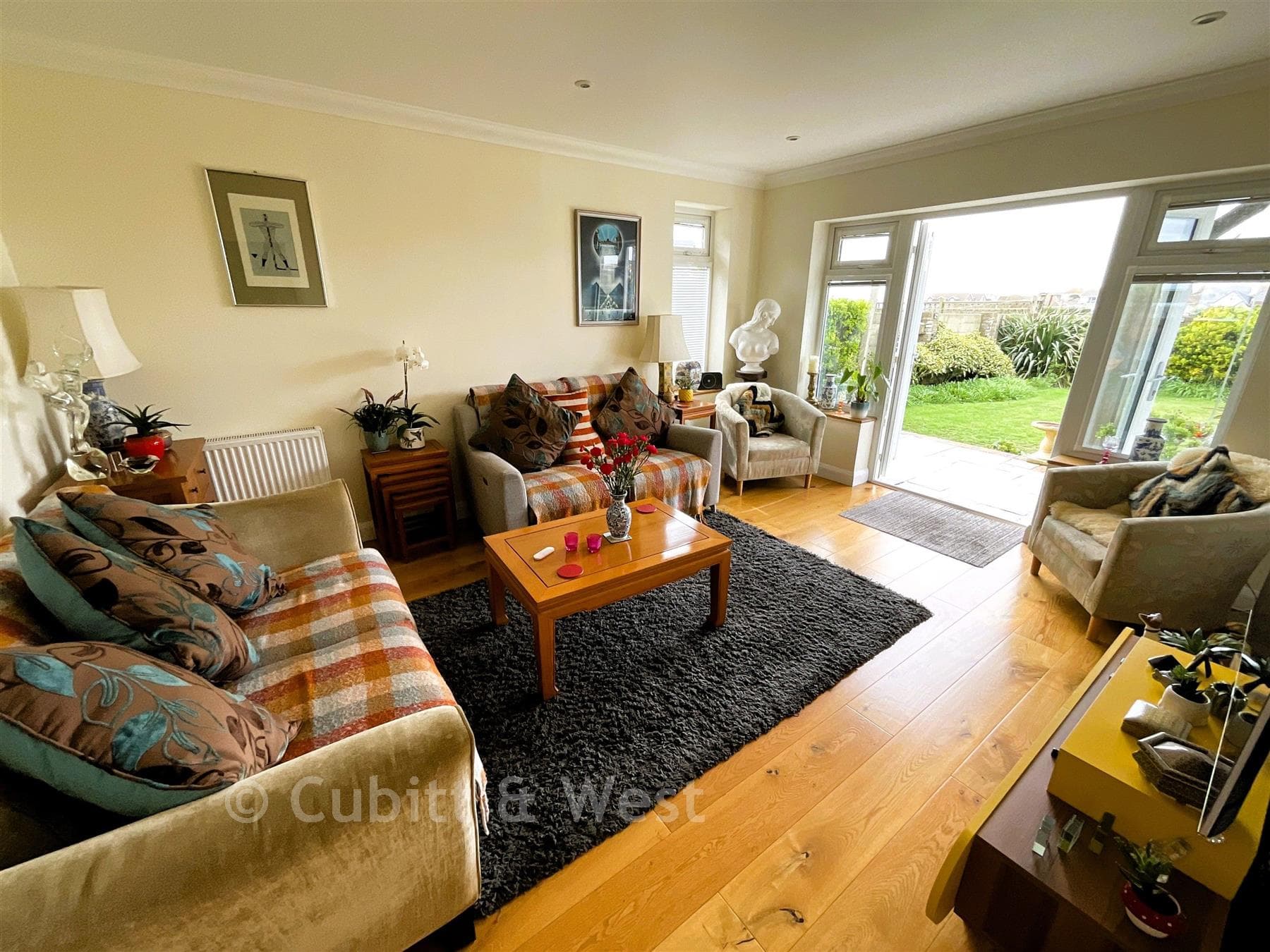 4 Bed Chalet, Roderick Avenue Peacehaven — photo 5