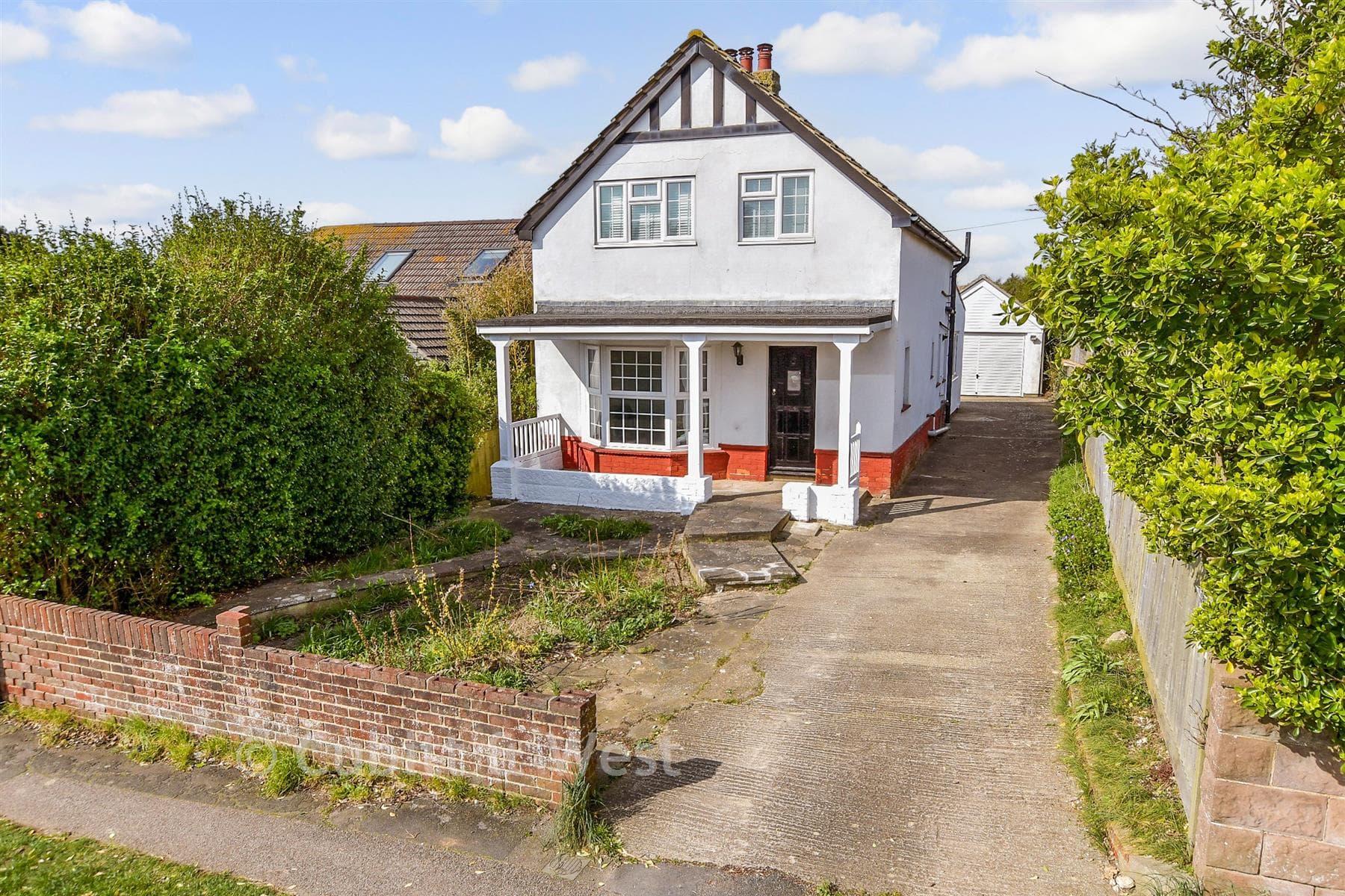 4 Bed Detached House, Telscombe Cliffs Way Telscombe Cliffs Peacehaven — photo 1