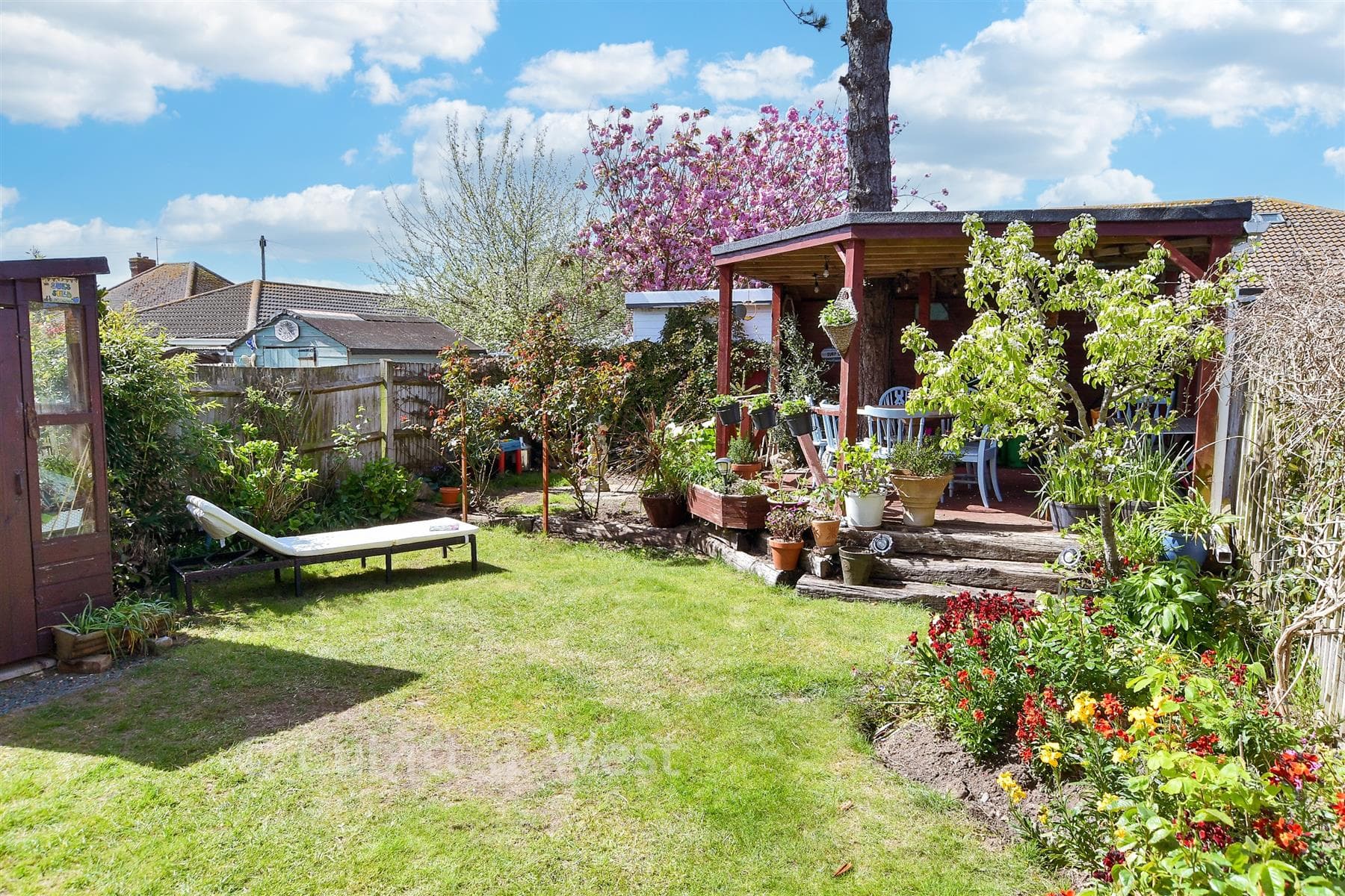 4 Bed Chalet, Keymer Avenue Peacehaven — photo 4