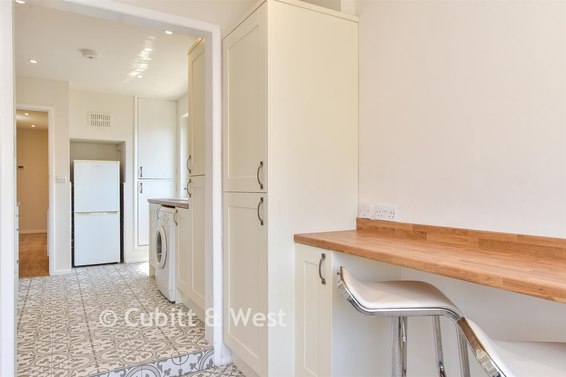 3 Bed Detached Bungalow, Graham Crescent Portslade — photo 4