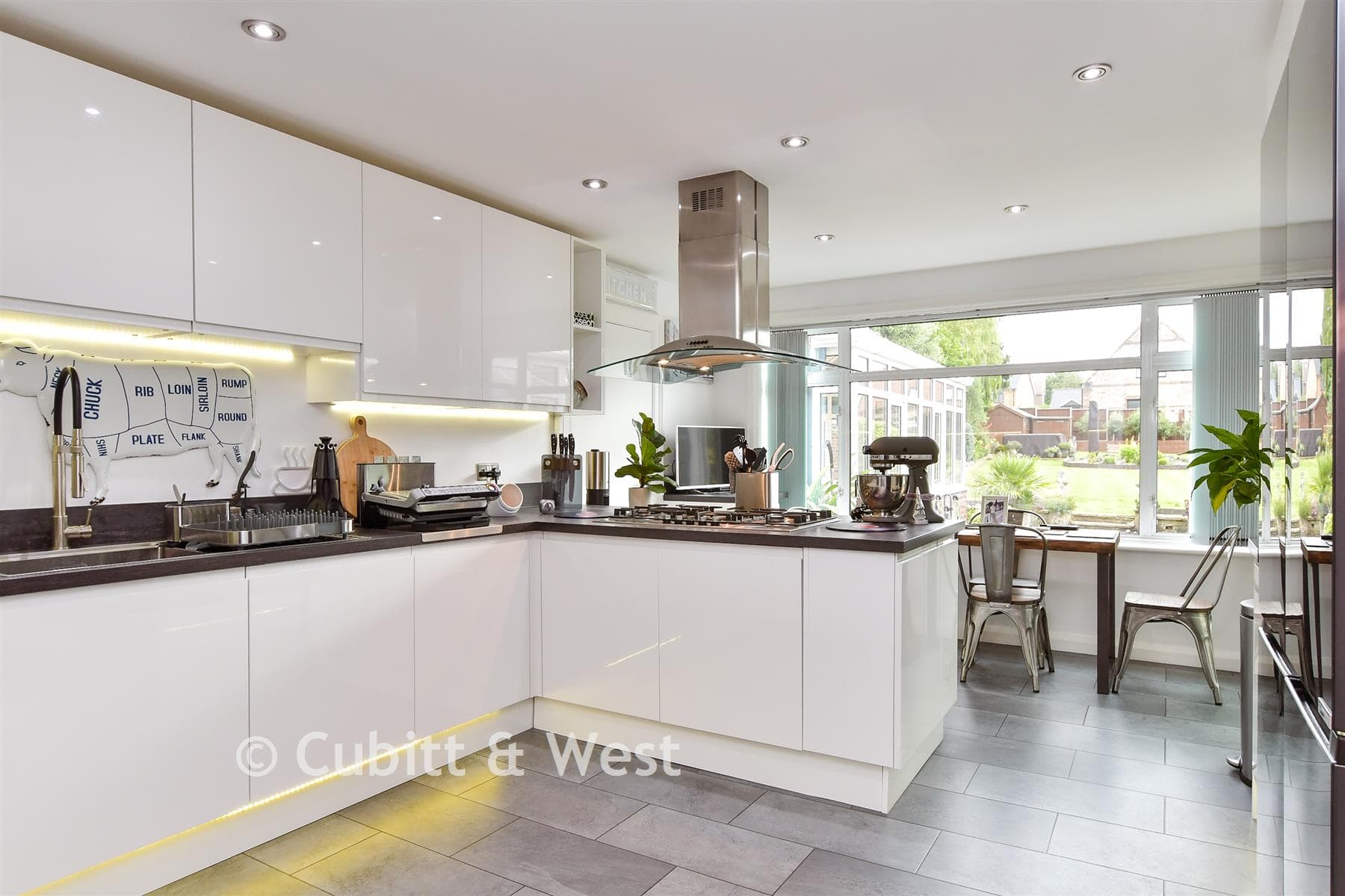 5 Bed Detached House, Shirley Drive Hove — photo 4