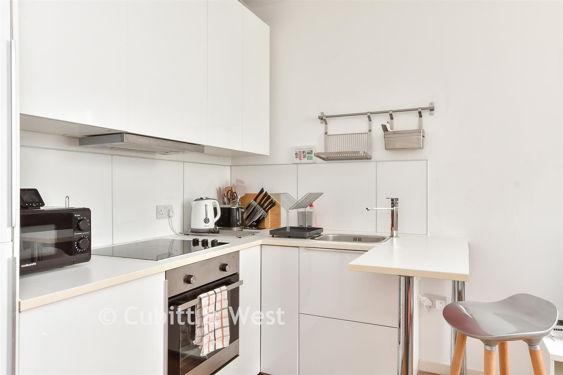 1 Bed Apartment, Western Road Brighton — photo 5