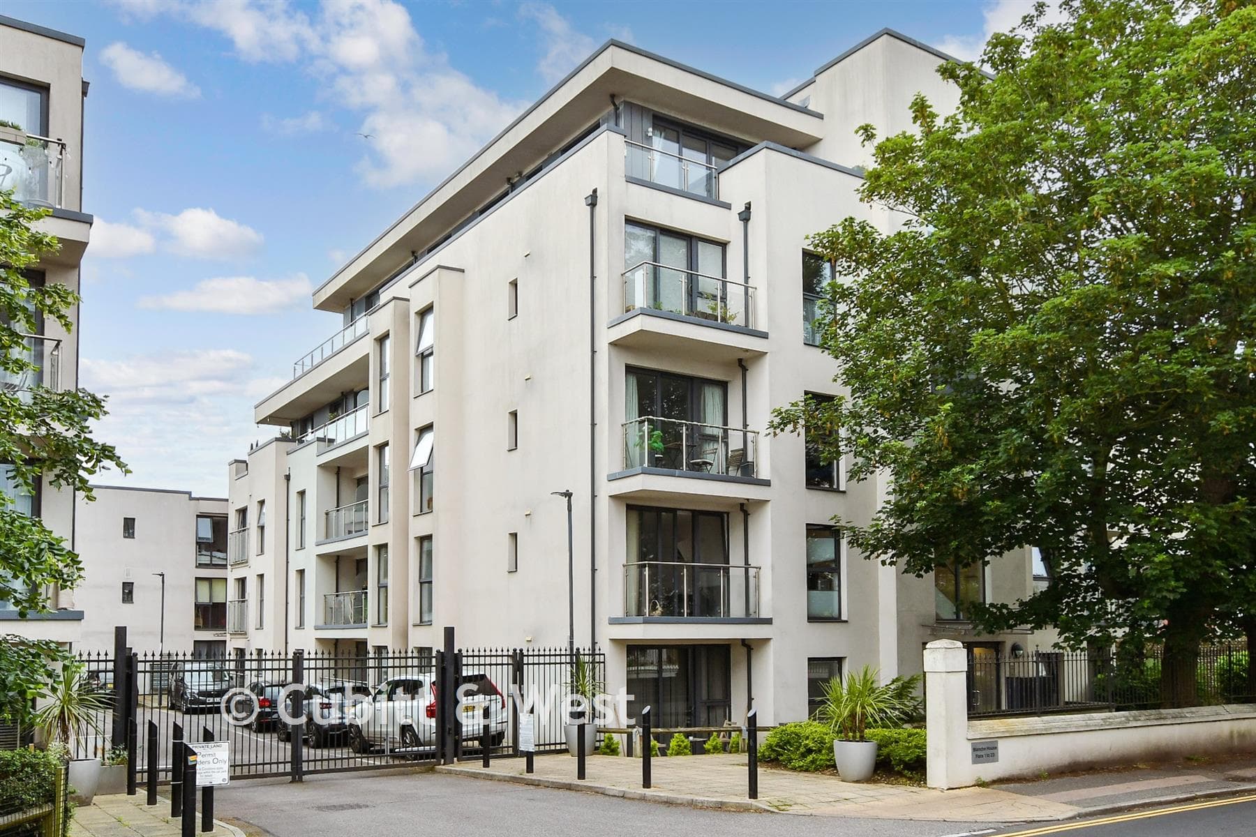 2 Bed Apartment, Dyke Road Brighton — photo 1