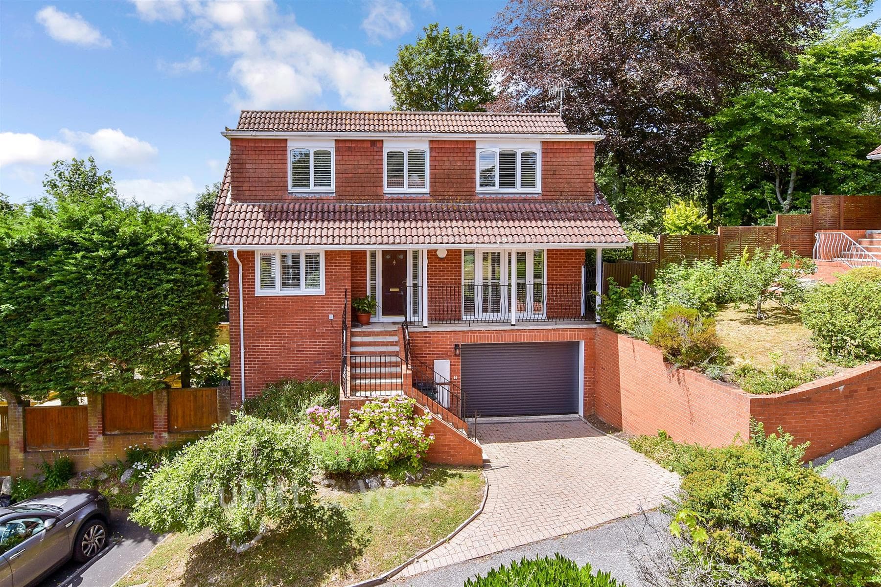 4 Bed Detached House, Treetops Close Woodingdean Brighton — photo 1