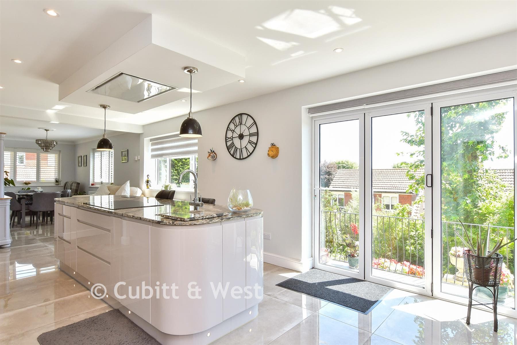 4 Bed Detached House, Treetops Close Woodingdean Brighton — photo 4