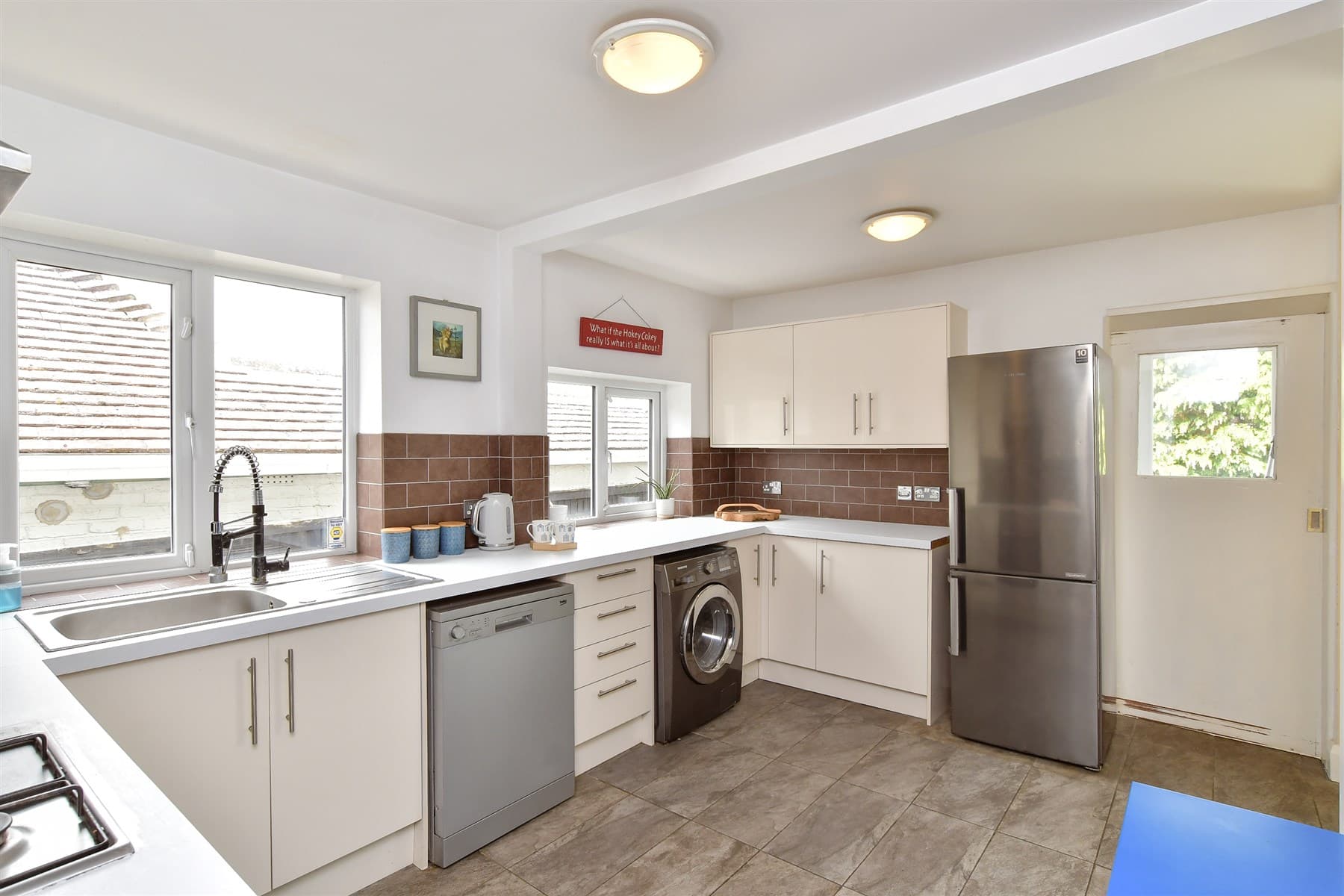 3 Bed Detached Bungalow, Crescent Drive South Woodingdean Brighton — photo 5