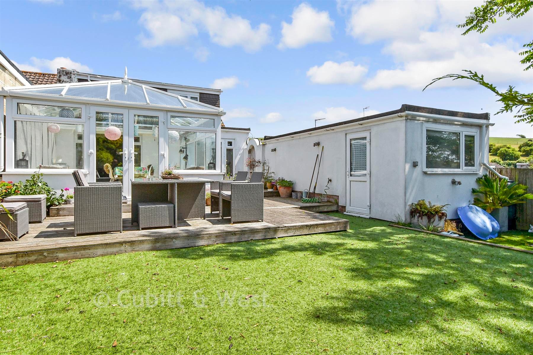 4 Bed Semi Detached Bungalow, Donnington Road Woodingdean Brighton — photo 3