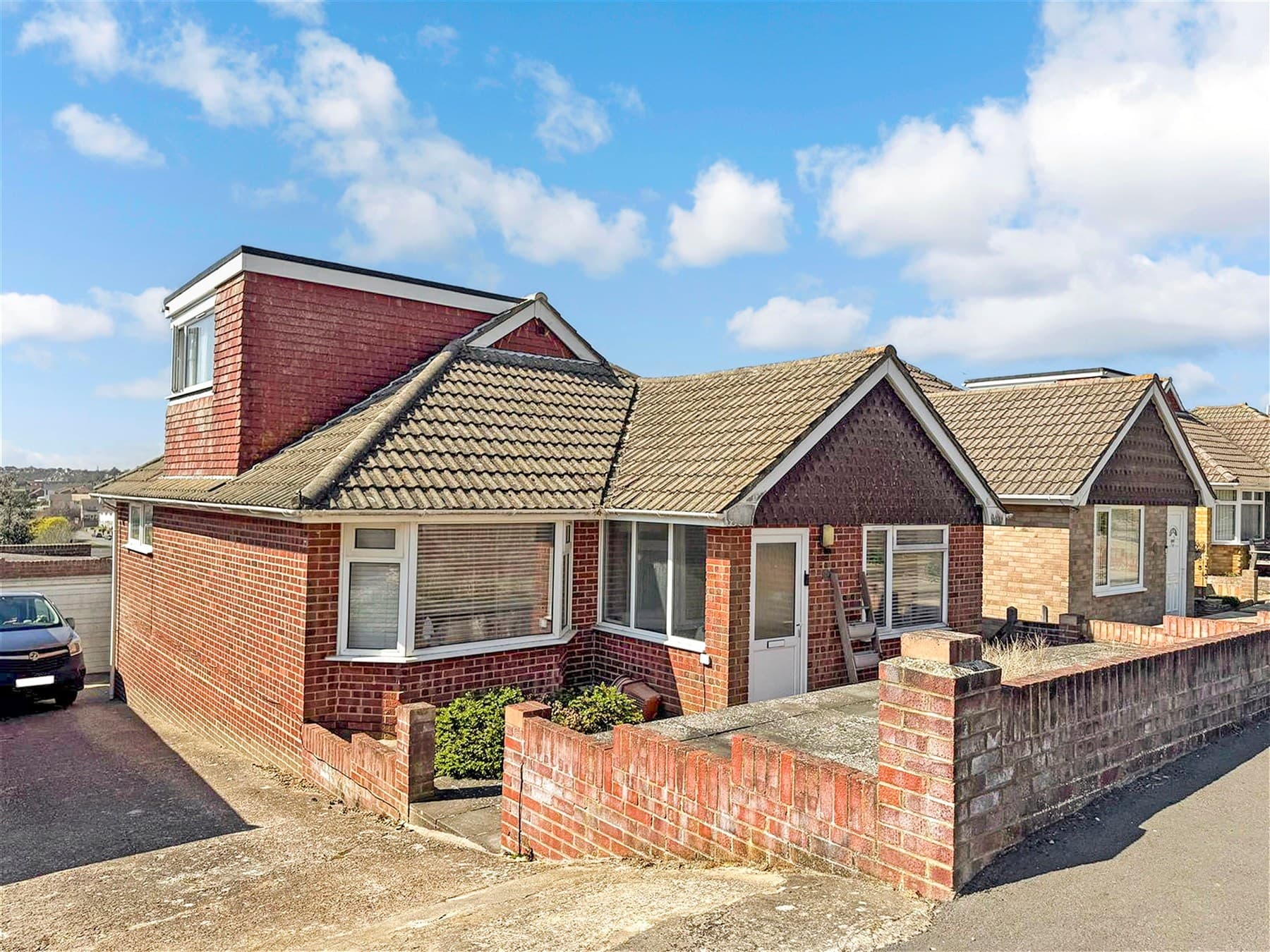 4 Bed Detached House, Sycamore Close Woodingdean Brighton — photo 1