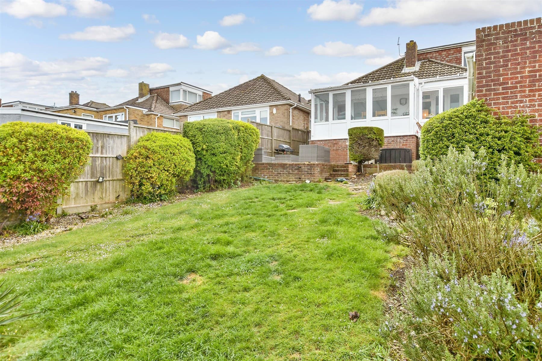 4 Bed Detached House, Sycamore Close Woodingdean Brighton — photo 2