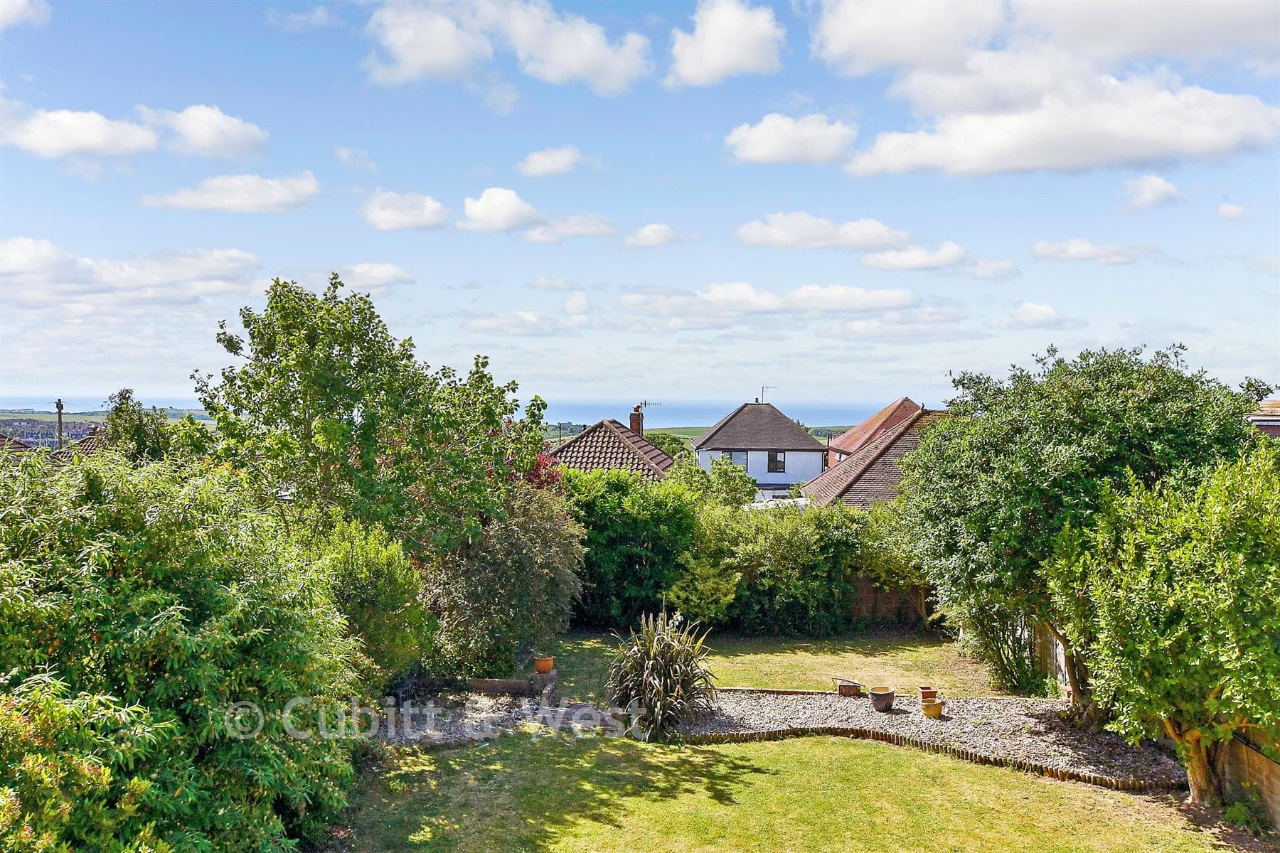5 Bed Chalet, Mcwilliam Road Woodingdean Brighton — photo 3