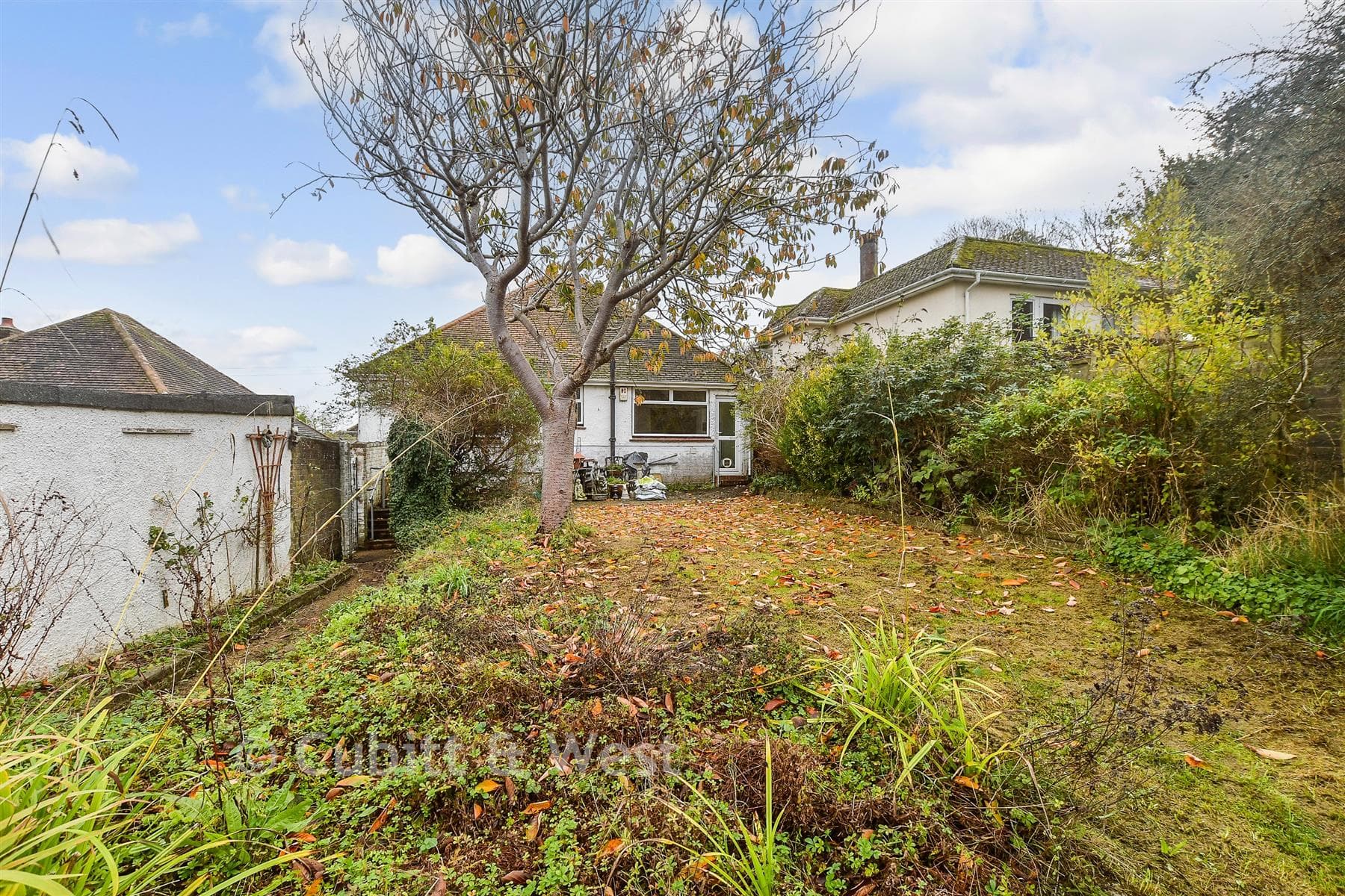 3 Bed Detached Bungalow, Eley Crescent Rottingdean Brighton — photo 3