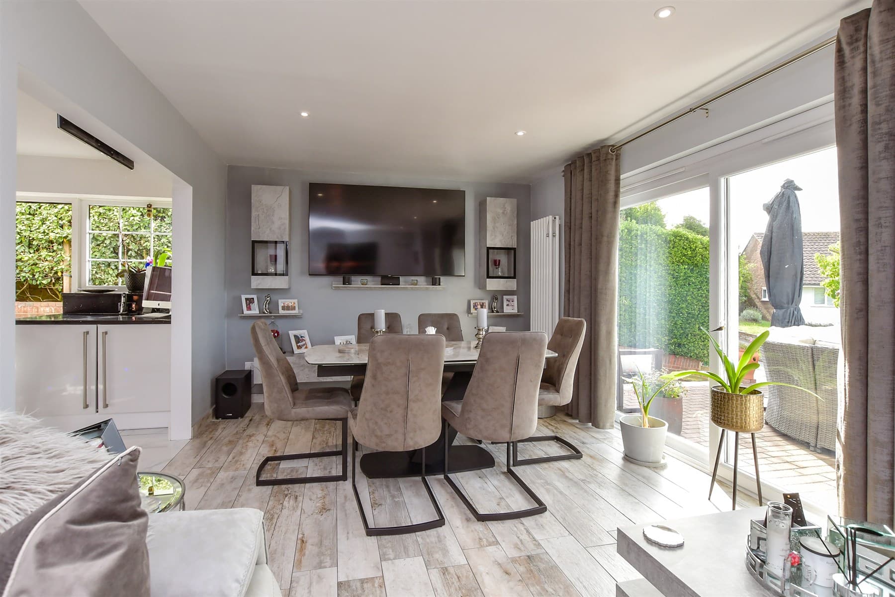 4 Bed Chalet, Rosedene Close Woodingdean Brighton — photo 4