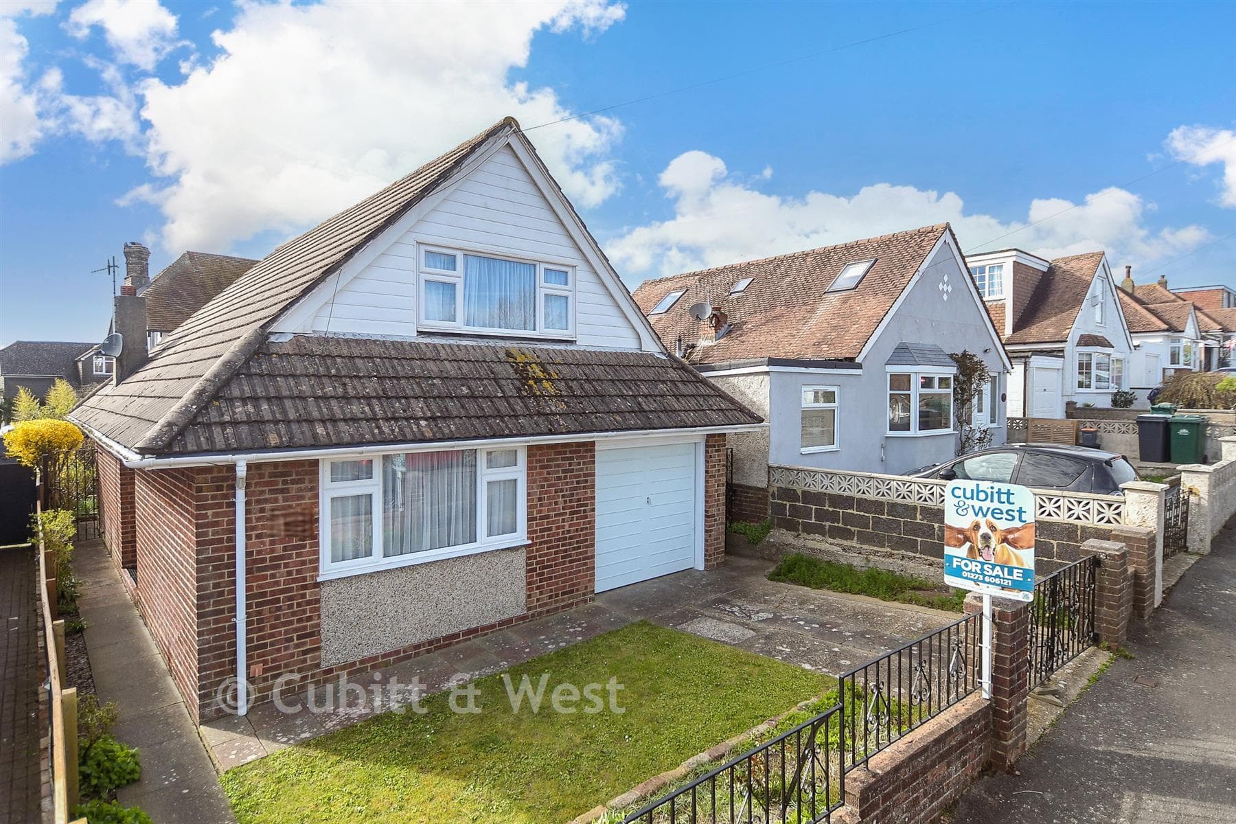 3 Bed Chalet, Downsview Avenue Woodingdean Brighton — photo 1