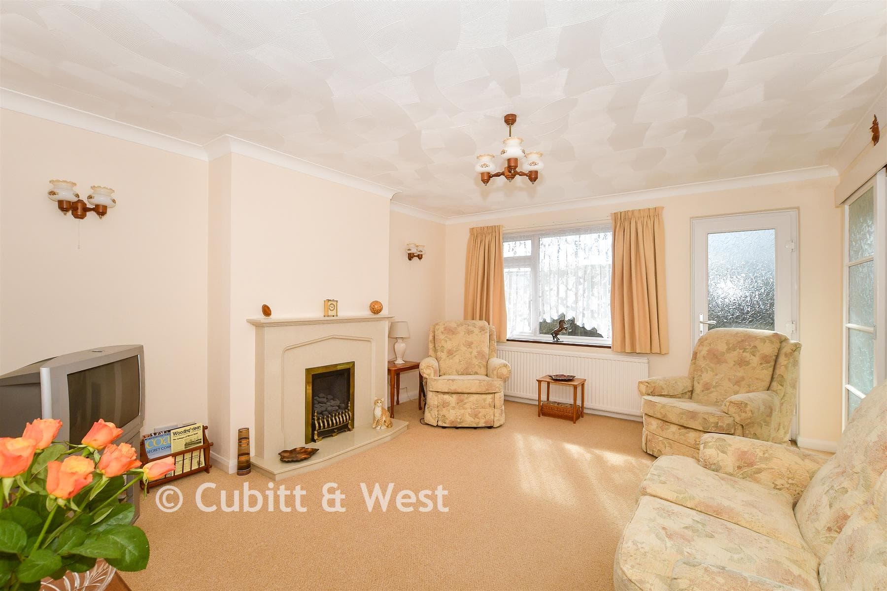 3 Bed Chalet, Downsview Avenue Woodingdean Brighton — photo 4