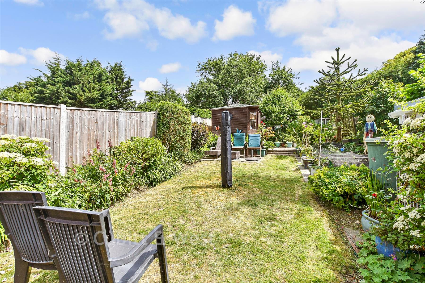 3 Bed Semi Detached House, Batemans Road Woodingdean Brighton — photo 2