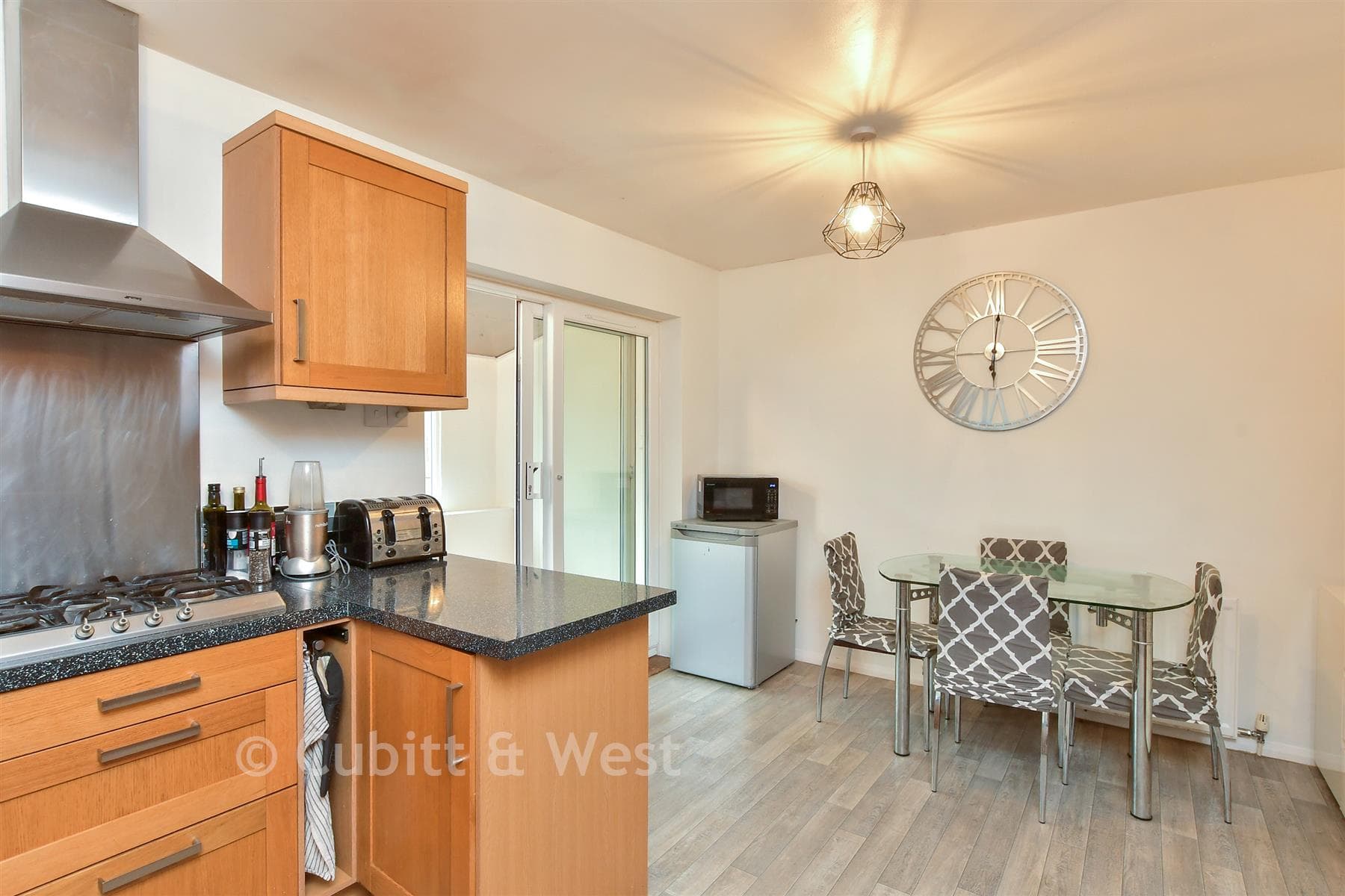 3 Bed End Of Terrace House, Batemans Road Woodingdean Brighton — photo 3
