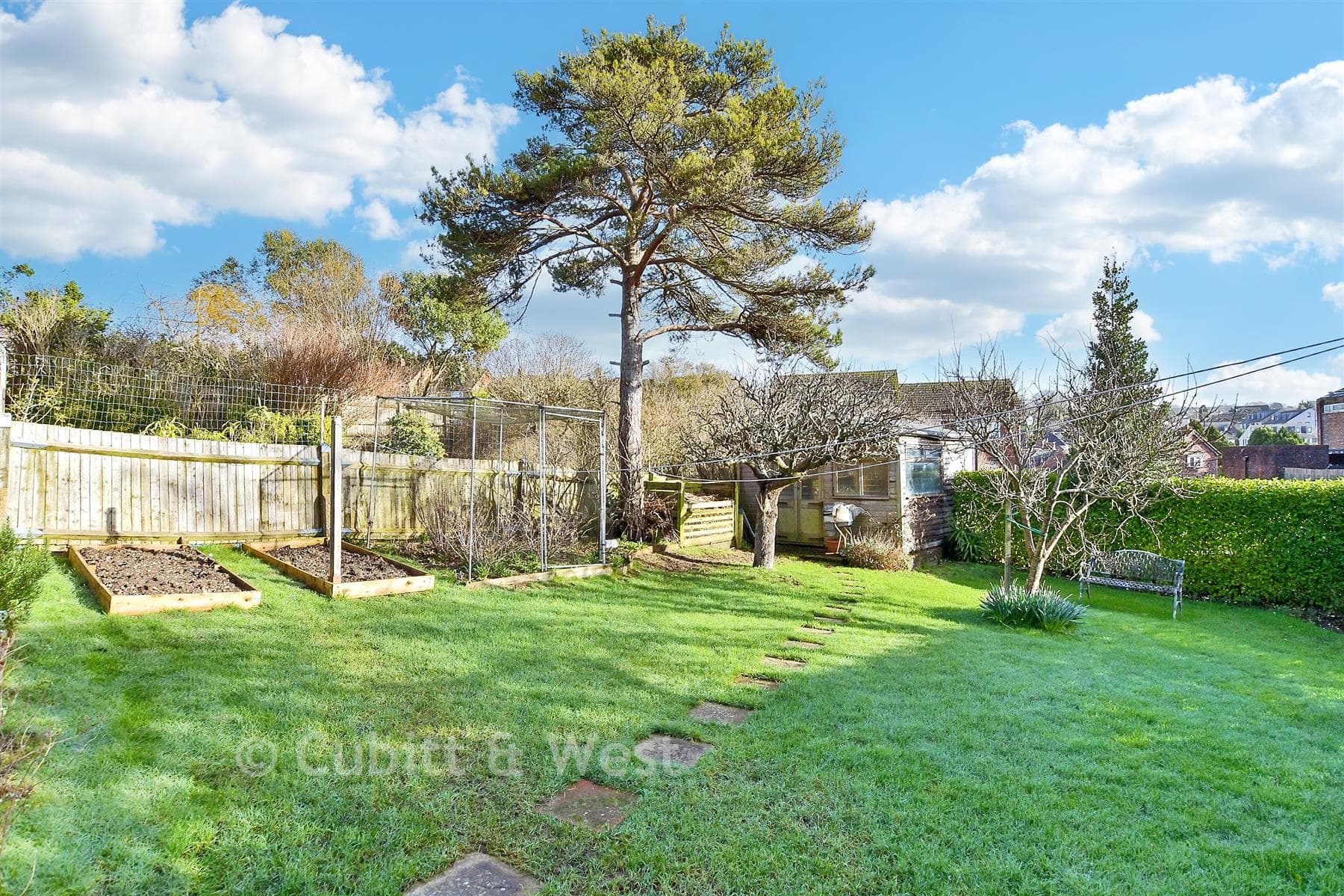 4 Bed Detached House, Falmer Road Woodingdean Brighton — photo 3