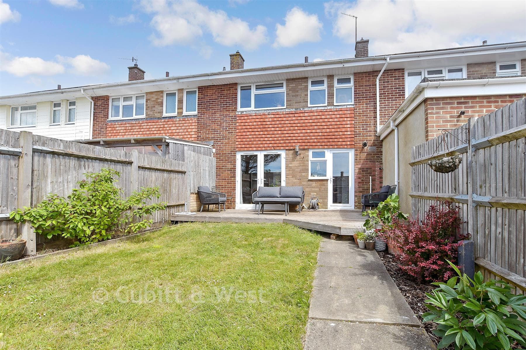 2 Bed Terraced House, Rudyard Close Woodingdean Brighton — photo 3