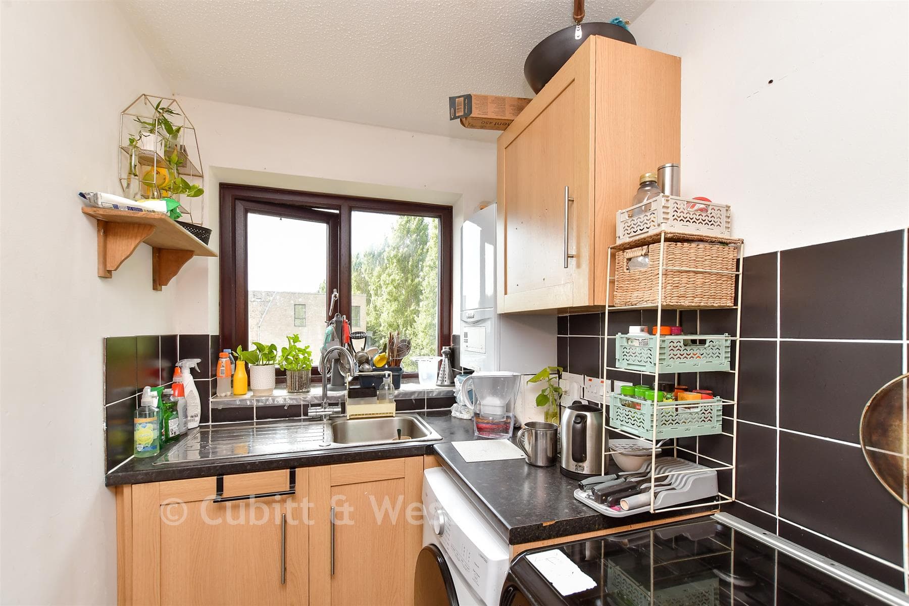 1 Bed Flat, Spences Lane Lewes — photo 3