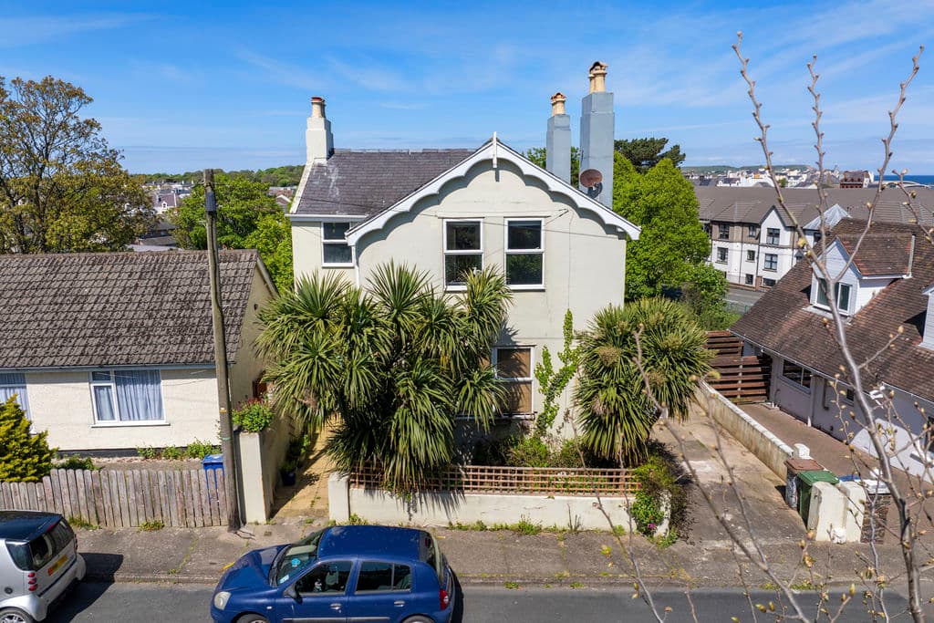 Ingleside, Vernon Road, Ramsey — photo 1