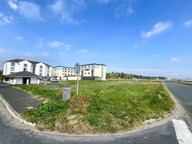 Corner of Premier Road and Mooragh Promenade, Ramsey — photo 2