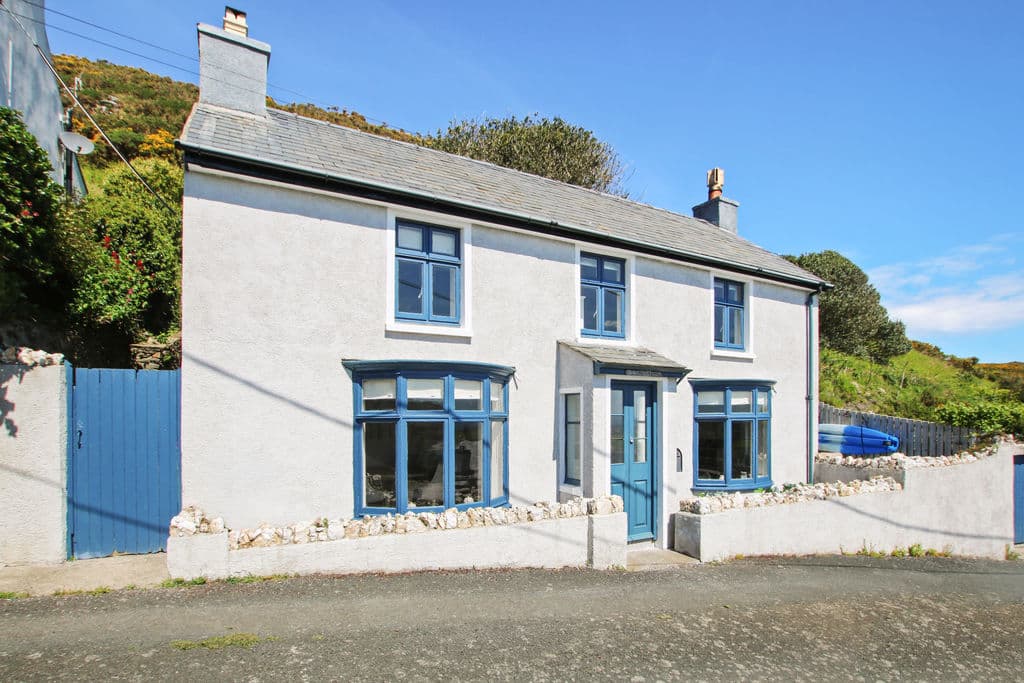 Bradda Cottage, Tower Road, Port Erin — photo 1