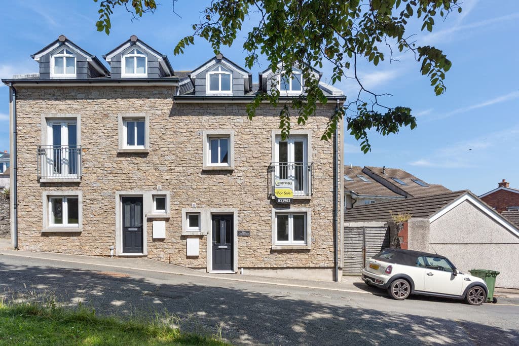 2 Loch Road, Port St Mary — photo 1