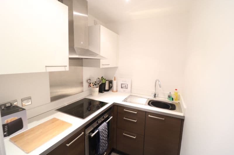 Spectrum Apartments, Central Promenade, Douglas — photo 3