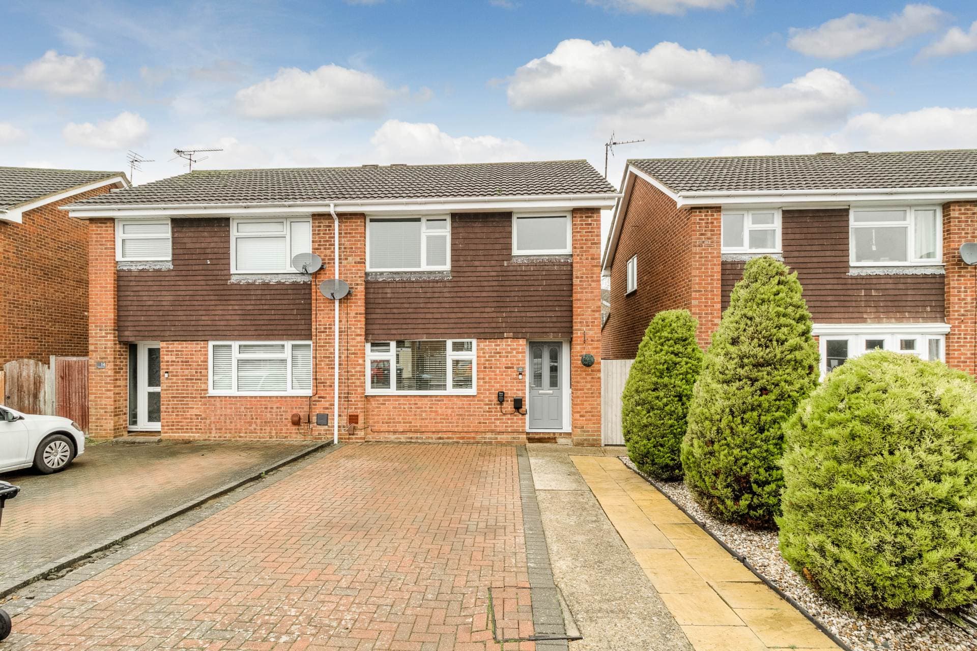 Goldsmith Drive, Newport Pagnell — photo 1