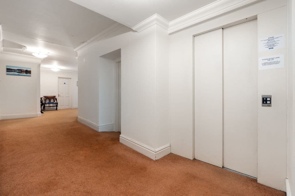 Flat 25 The Fountains, Ballure Promenade, Ramsey — photo 5