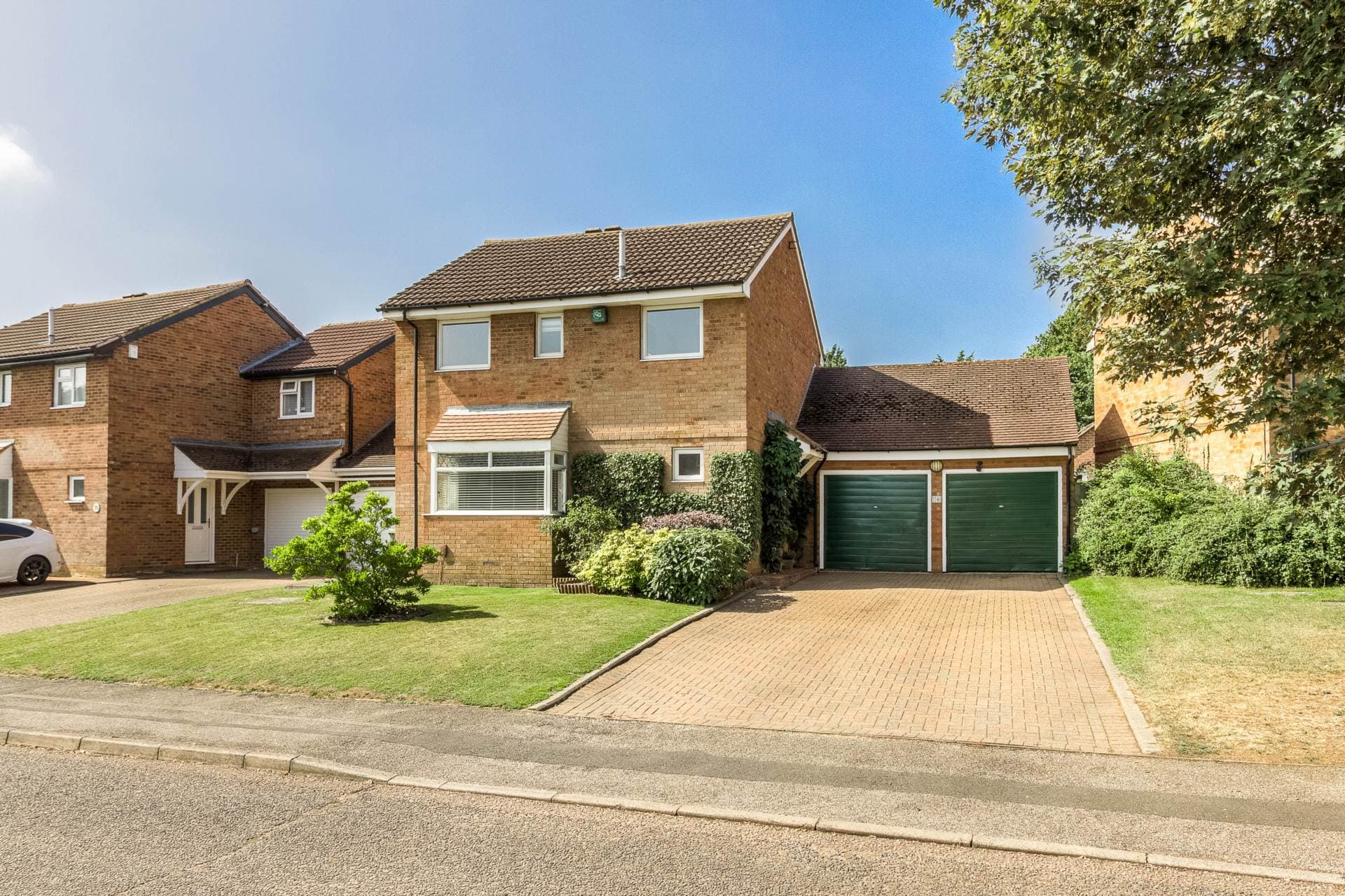 Shakespeare Close, Newport Pagnell — photo 1